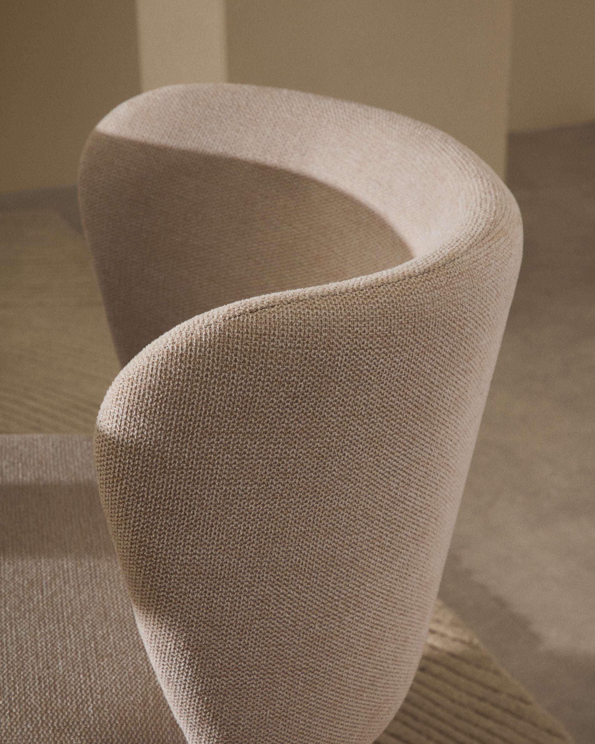Ciselia chair in beige chenille and beige steel, FSC Mix Credit - Lifestyle