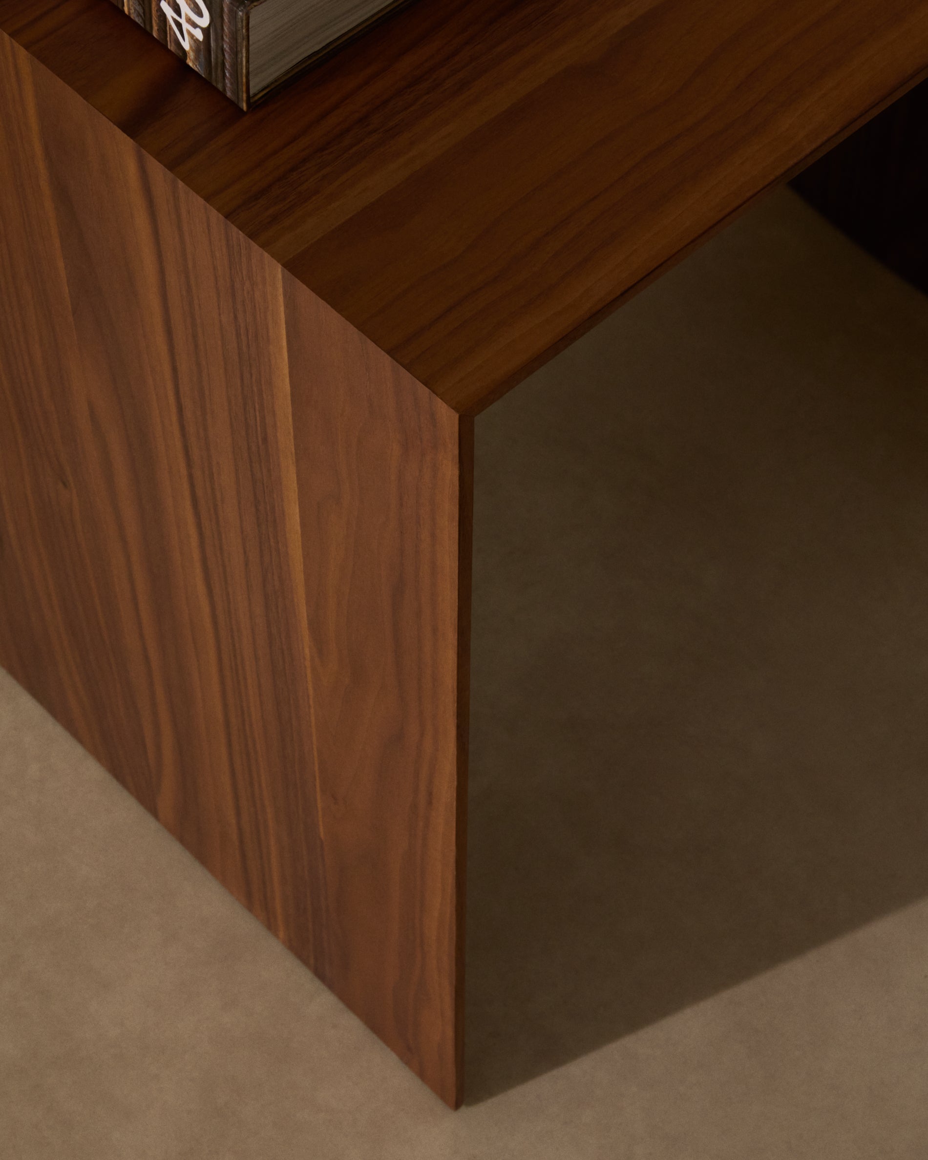 Litto walnut veneer FSC Mix Credit side table, 55 x 40 cm - Lifestyle