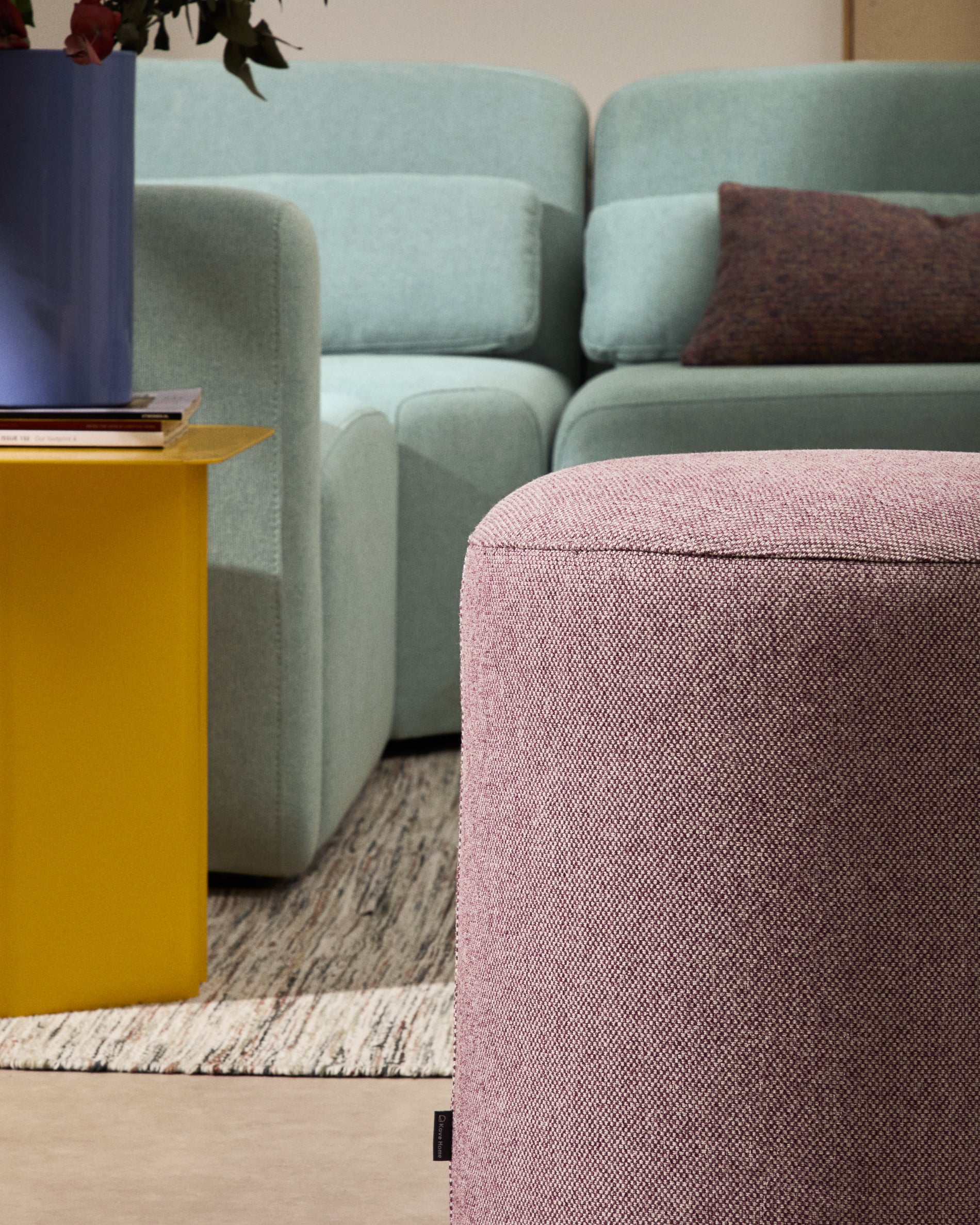 Kaeli purple footrest with removable cover Ø43cm - Lifestyle