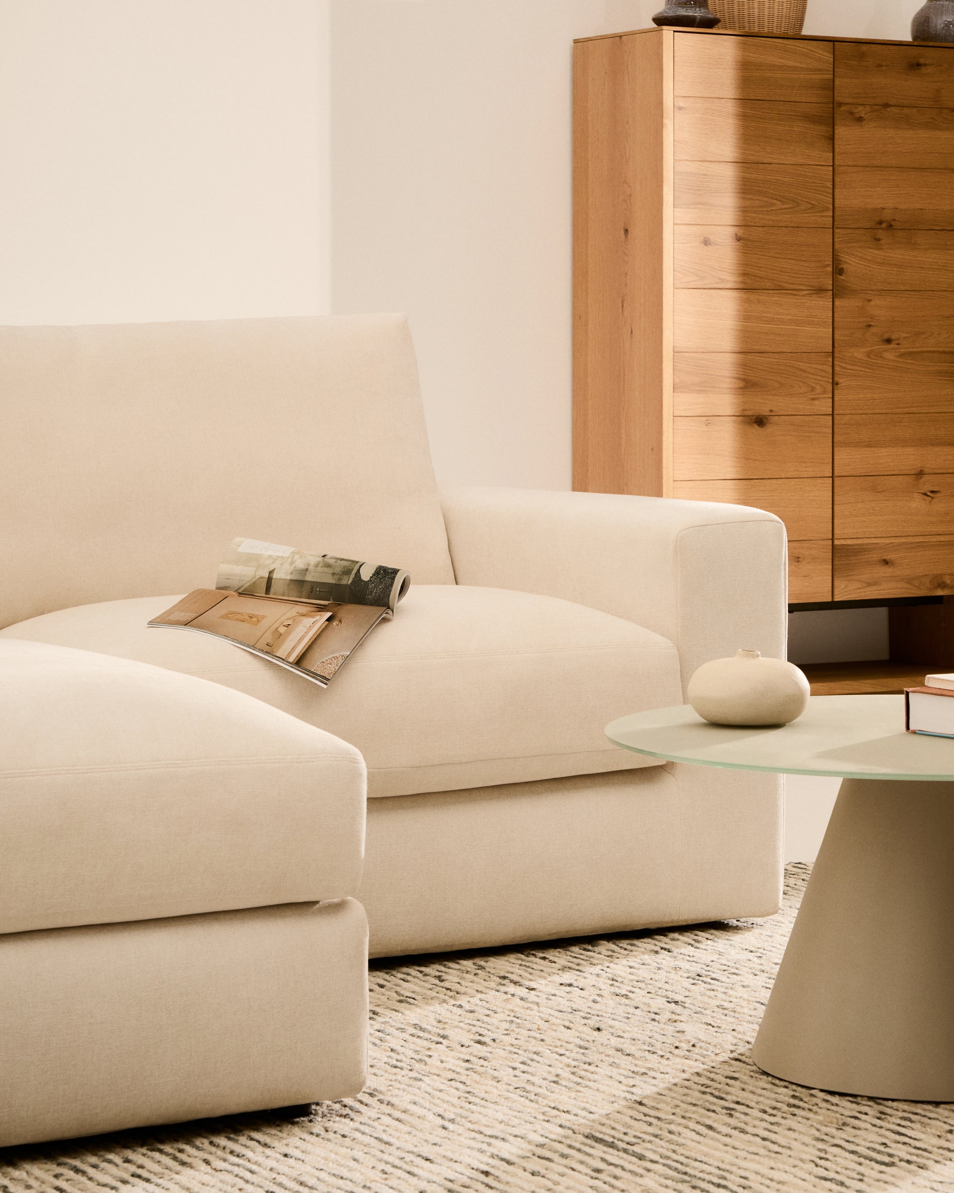 Alea ecru chenille 3-seater modular sofa with left chaise longue and removable cover 220cm - Lifestyle