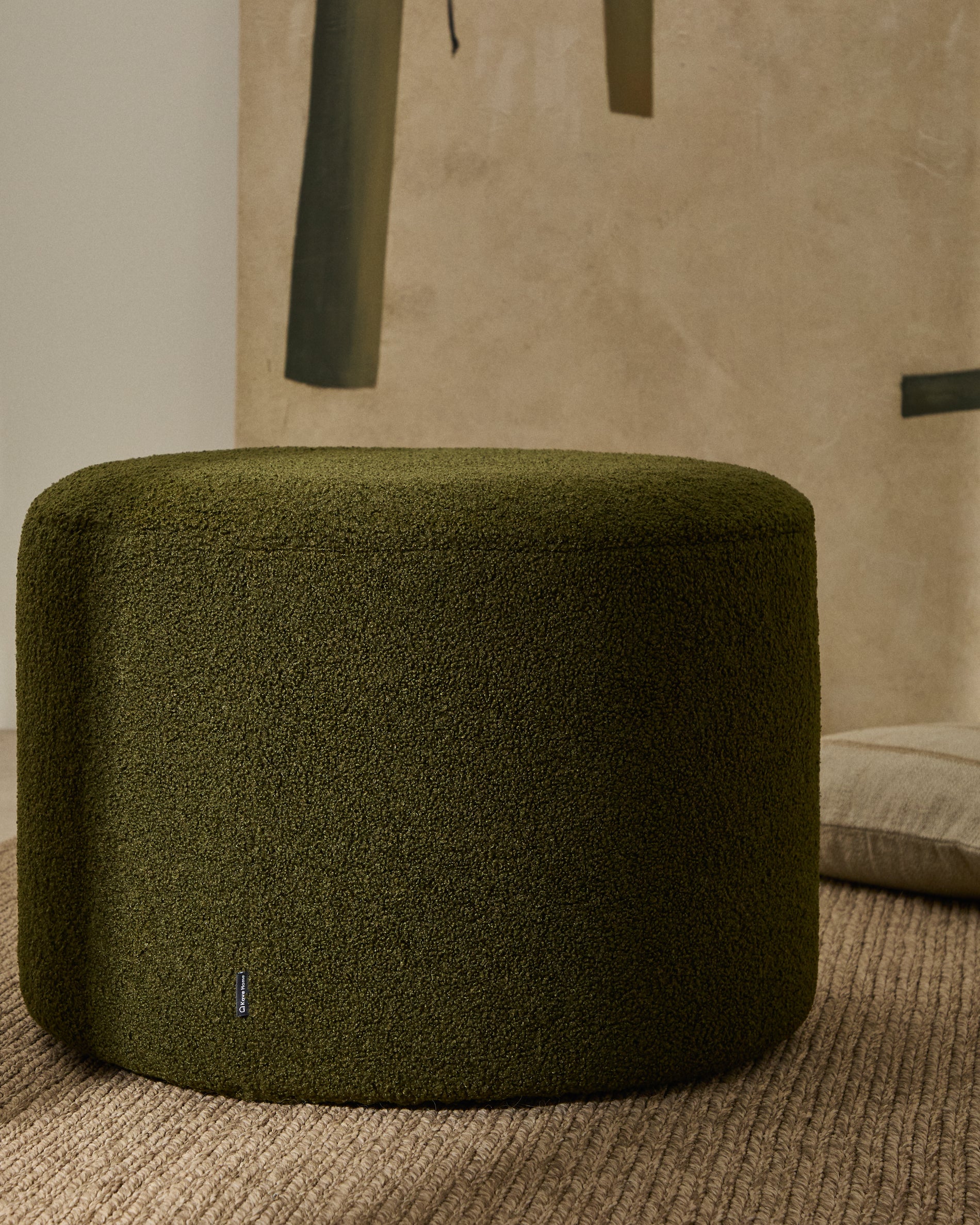 Kaeli footrest with removable cover in green bouclé Ø 60 cm - Lifestyle
