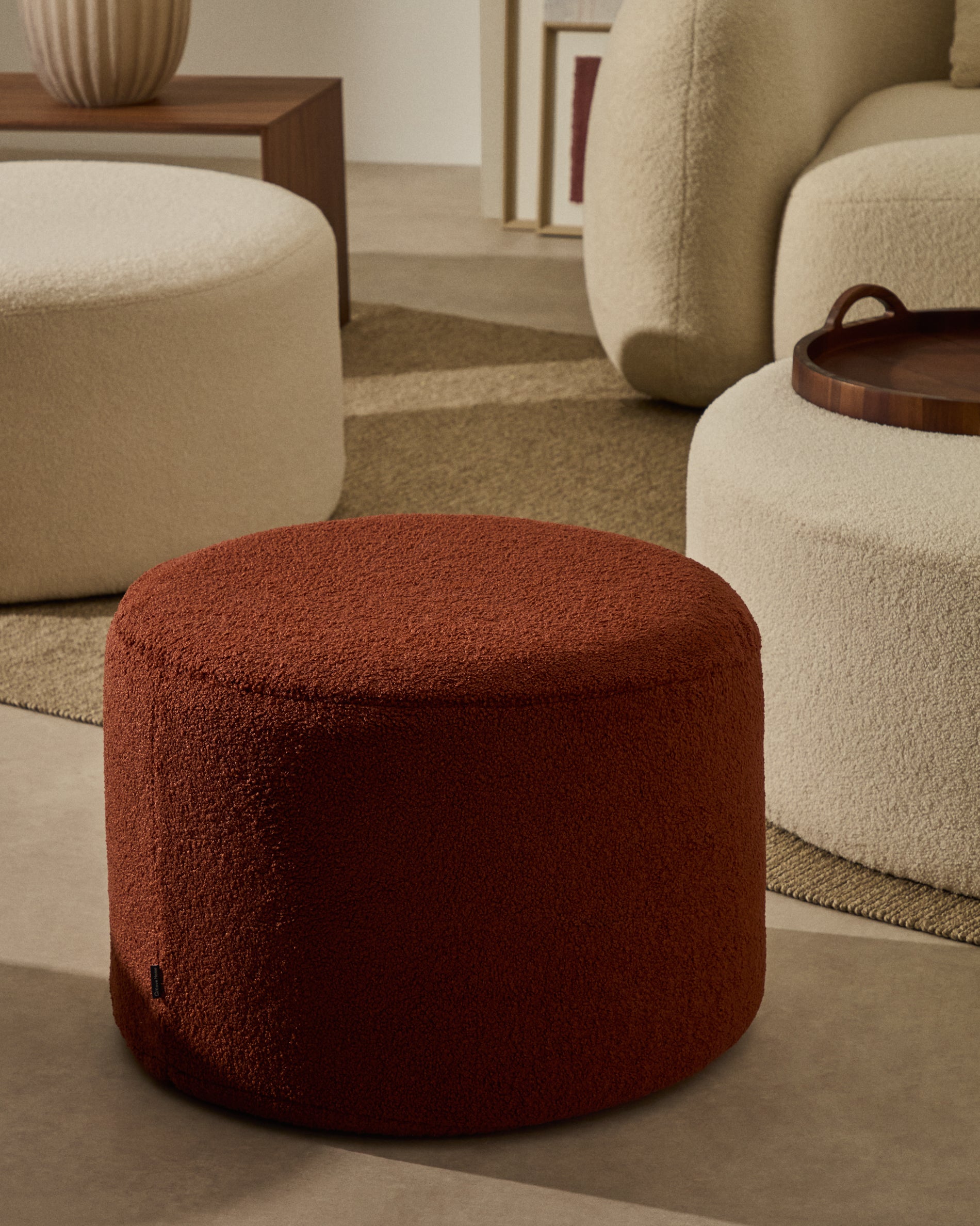 Kaeli footrest with removable cover in terracotta bouclé Ø 60 cm - Lifestyle