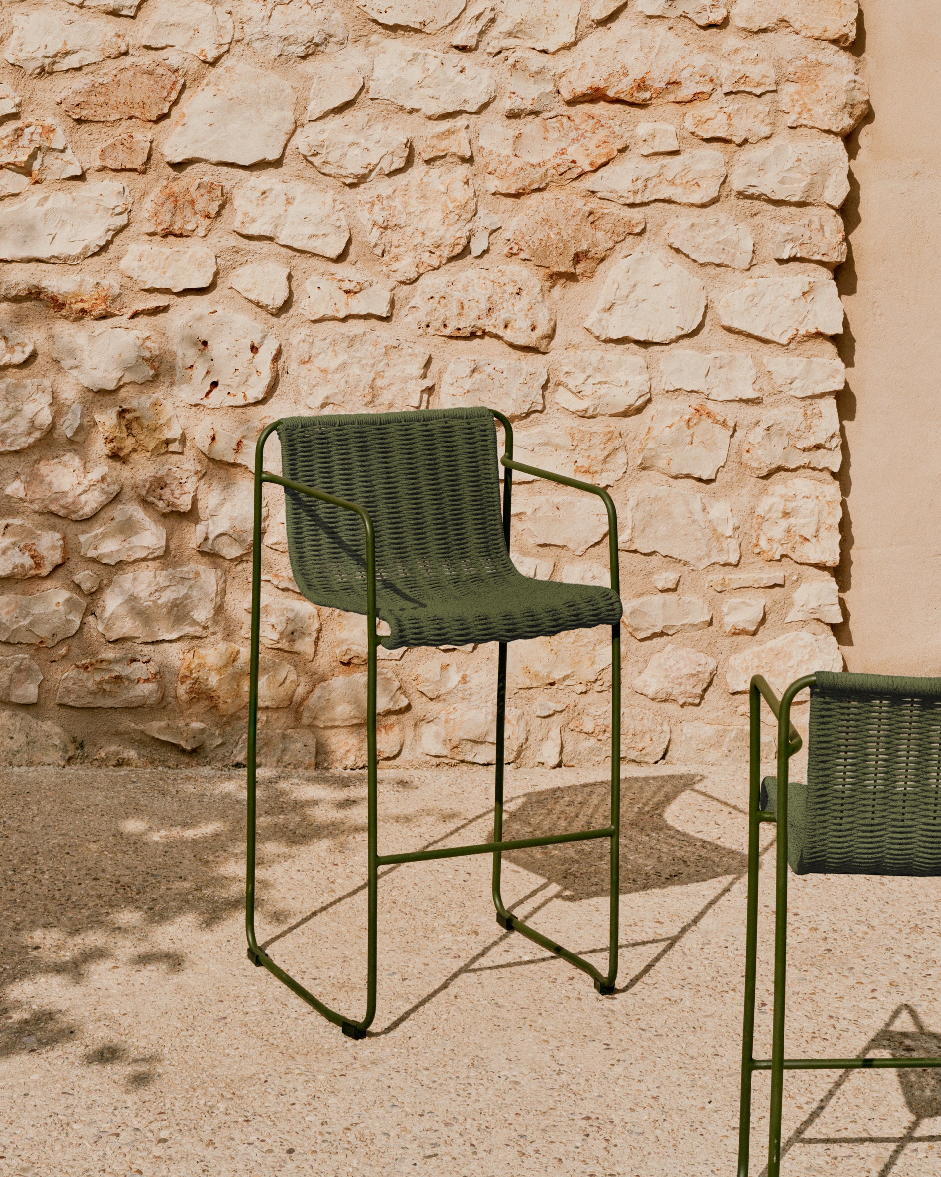 Maurina stackable stool in green galvanised steel and green rope cord 74,5cm - Lifestyle