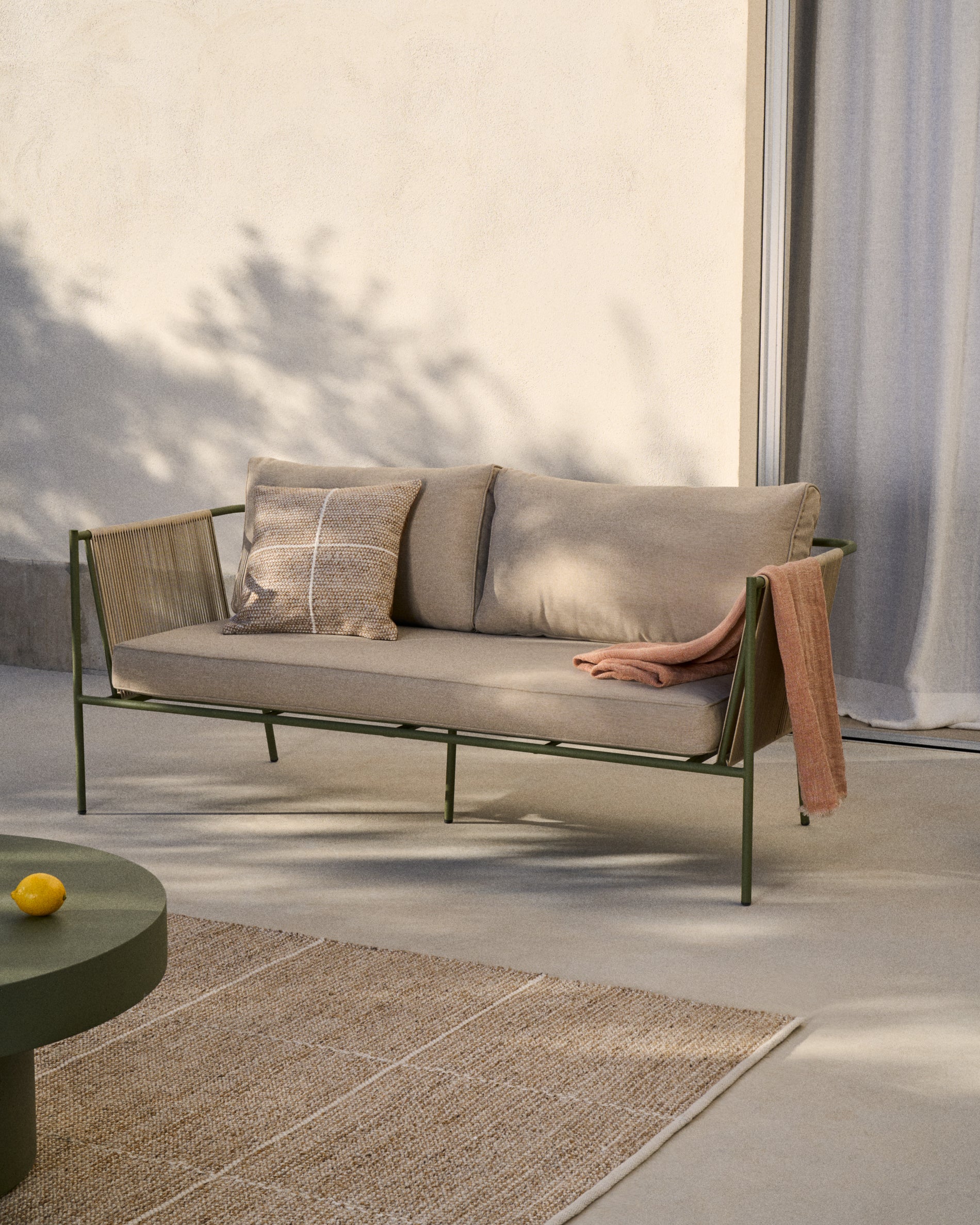 Zivia outdoor 2-seater sofa in ecru rope cord and green galvanised steel 178cm - Lifestyle