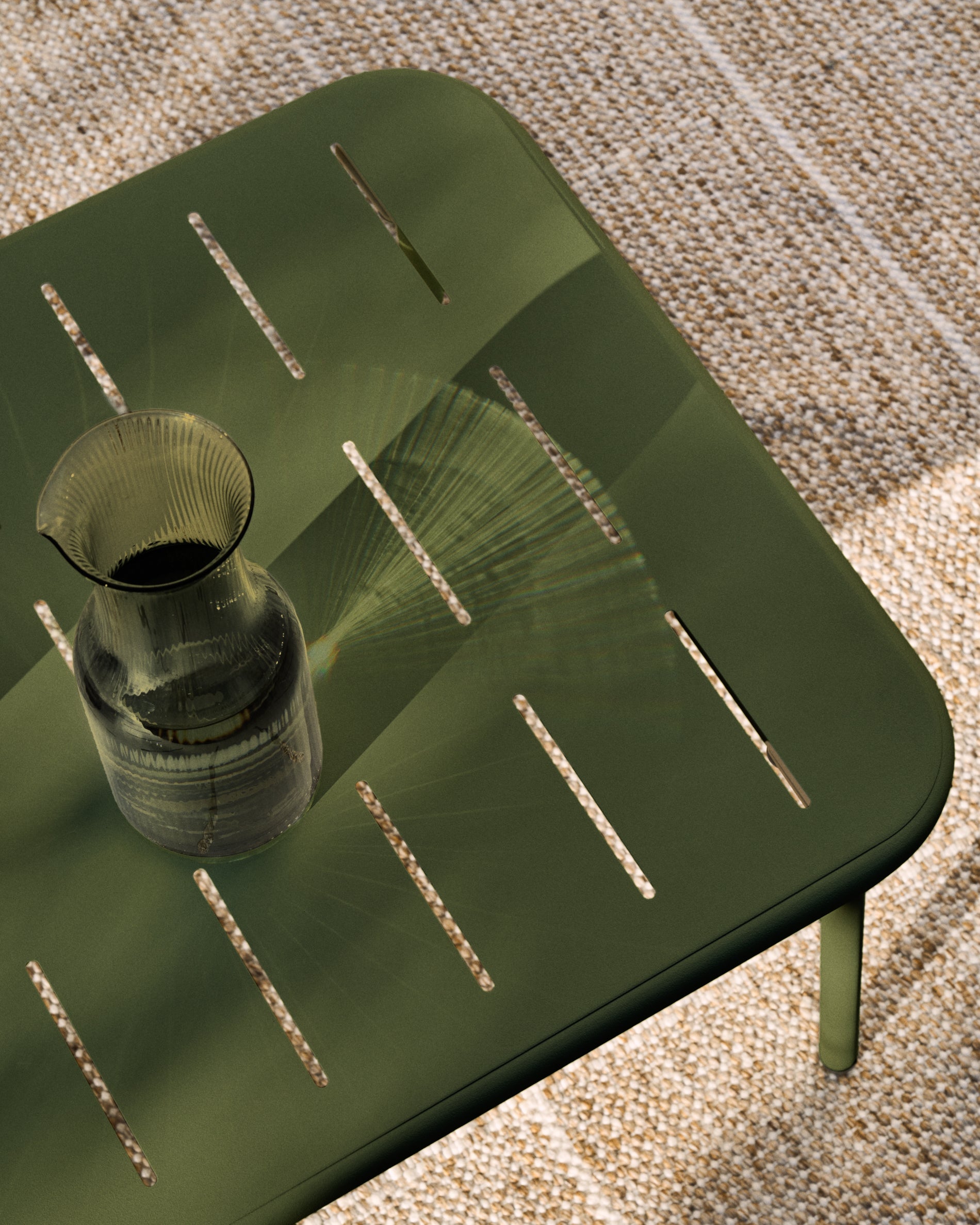 Zivia outdoor coffee table in green galvanised steel 90 x 50cm - Lifestyle