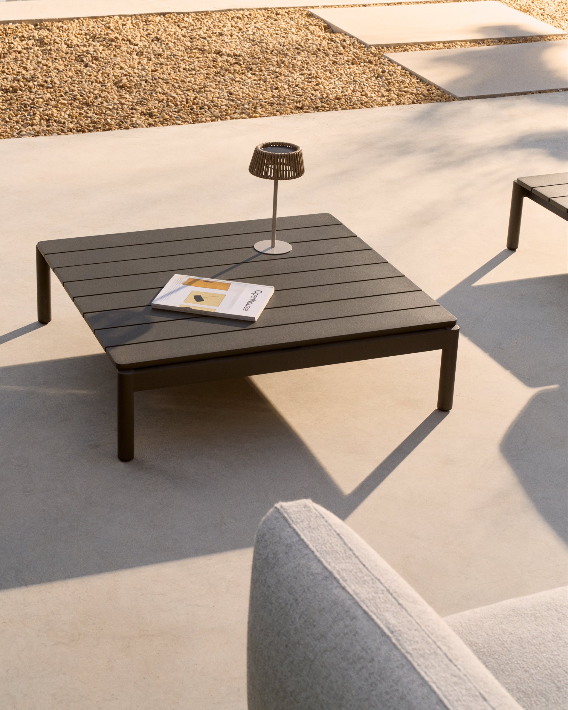 Aldet outdoor solar table lamp in beige mottled rope cord with beige metal stand - Lifestyle