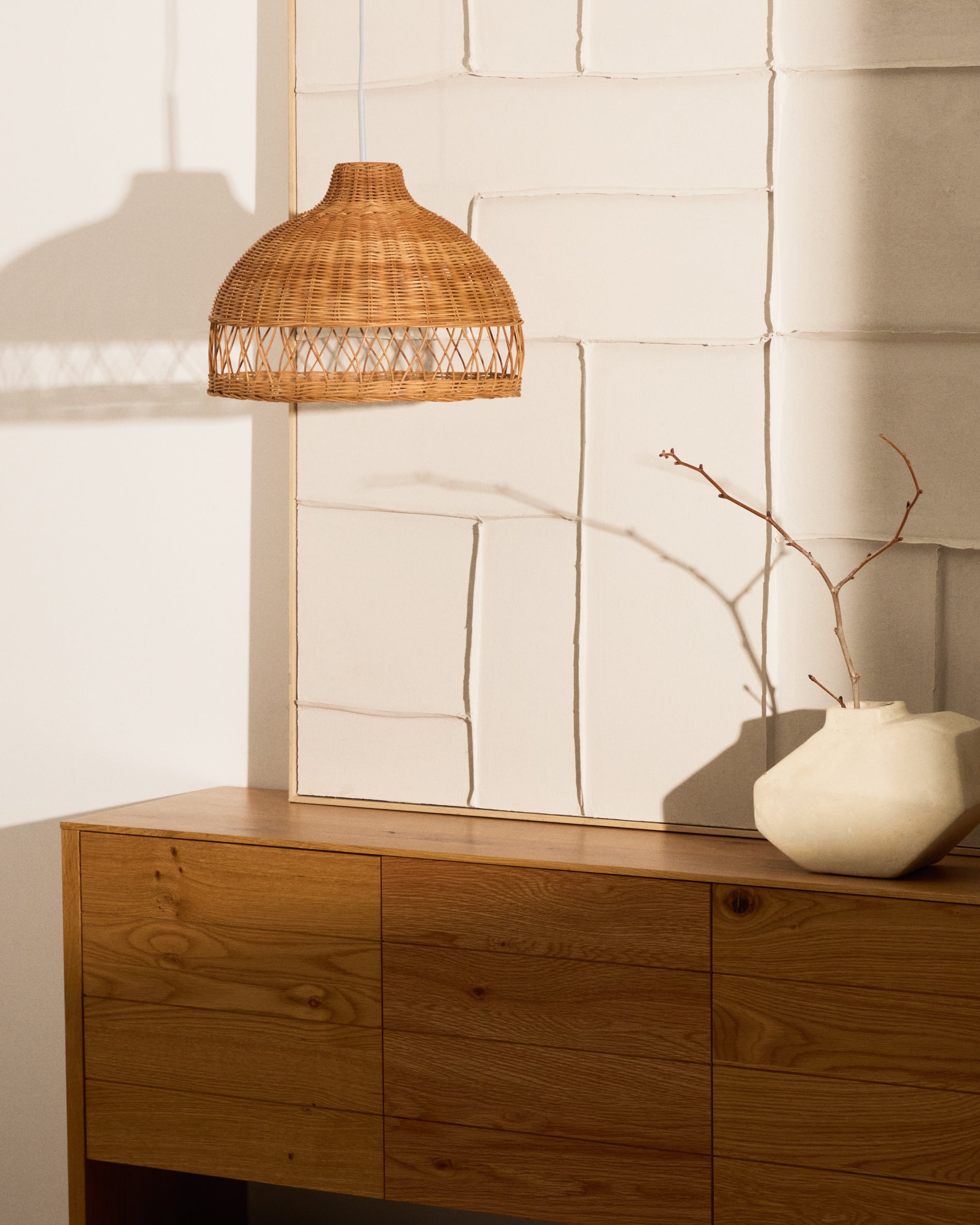 Loura rattan ceiling lamp shade with natural finish Ø40cm - Lifestyle
