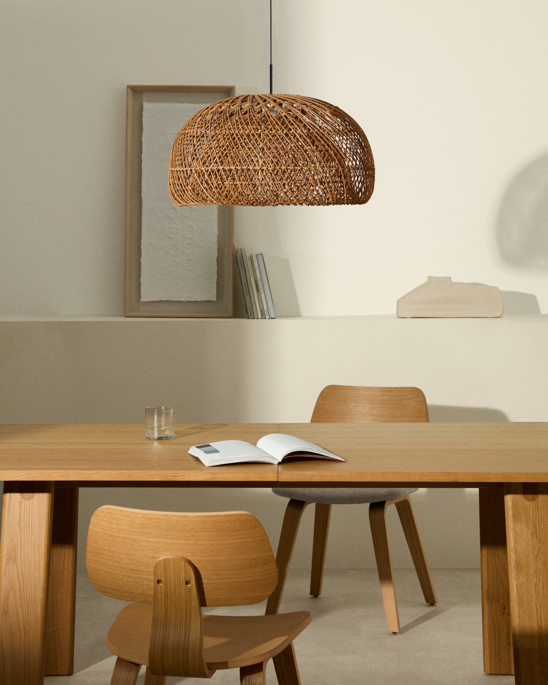 Isora rattan ceiling lamp shade with natural finish Ø60cm - Lifestyle