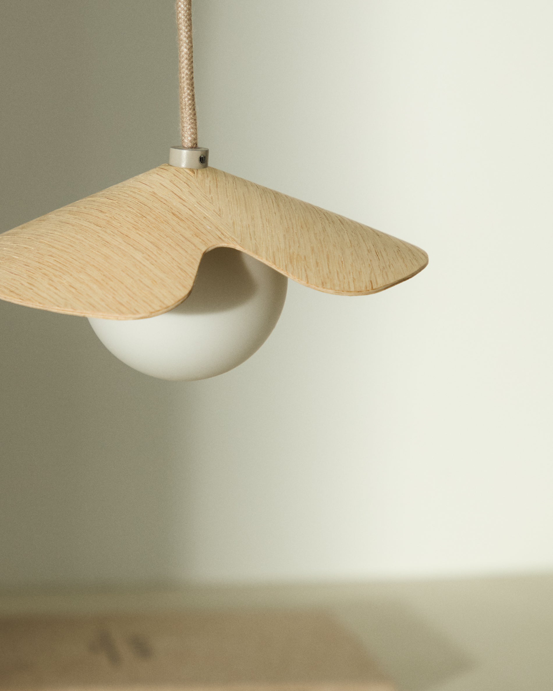 Wilara oak veneer ceiling lamp with 1 white smoked glass ball - Lifestyle