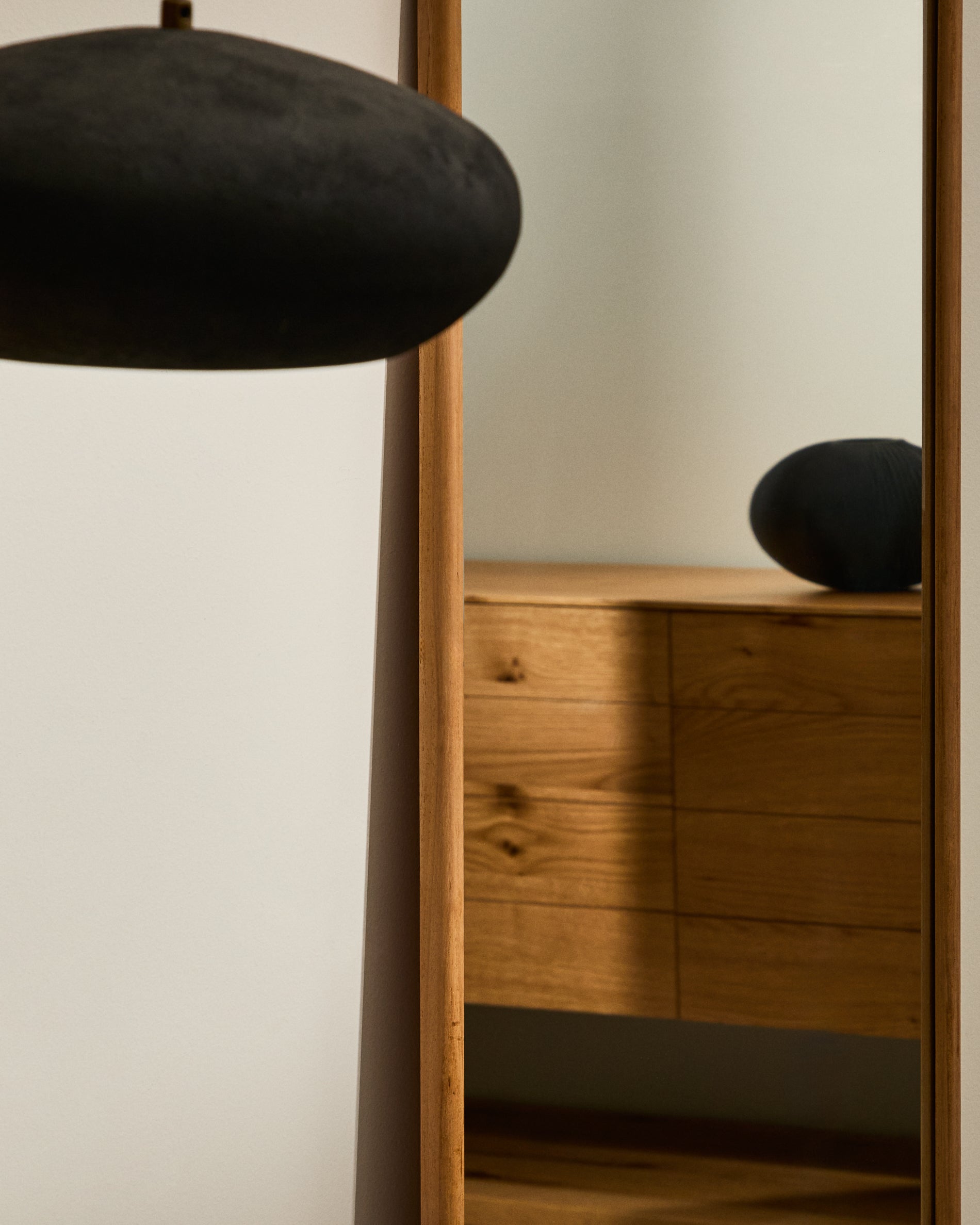 Milsa teak wood mirror 54 x 154cm FSC 100% - Lifestyle