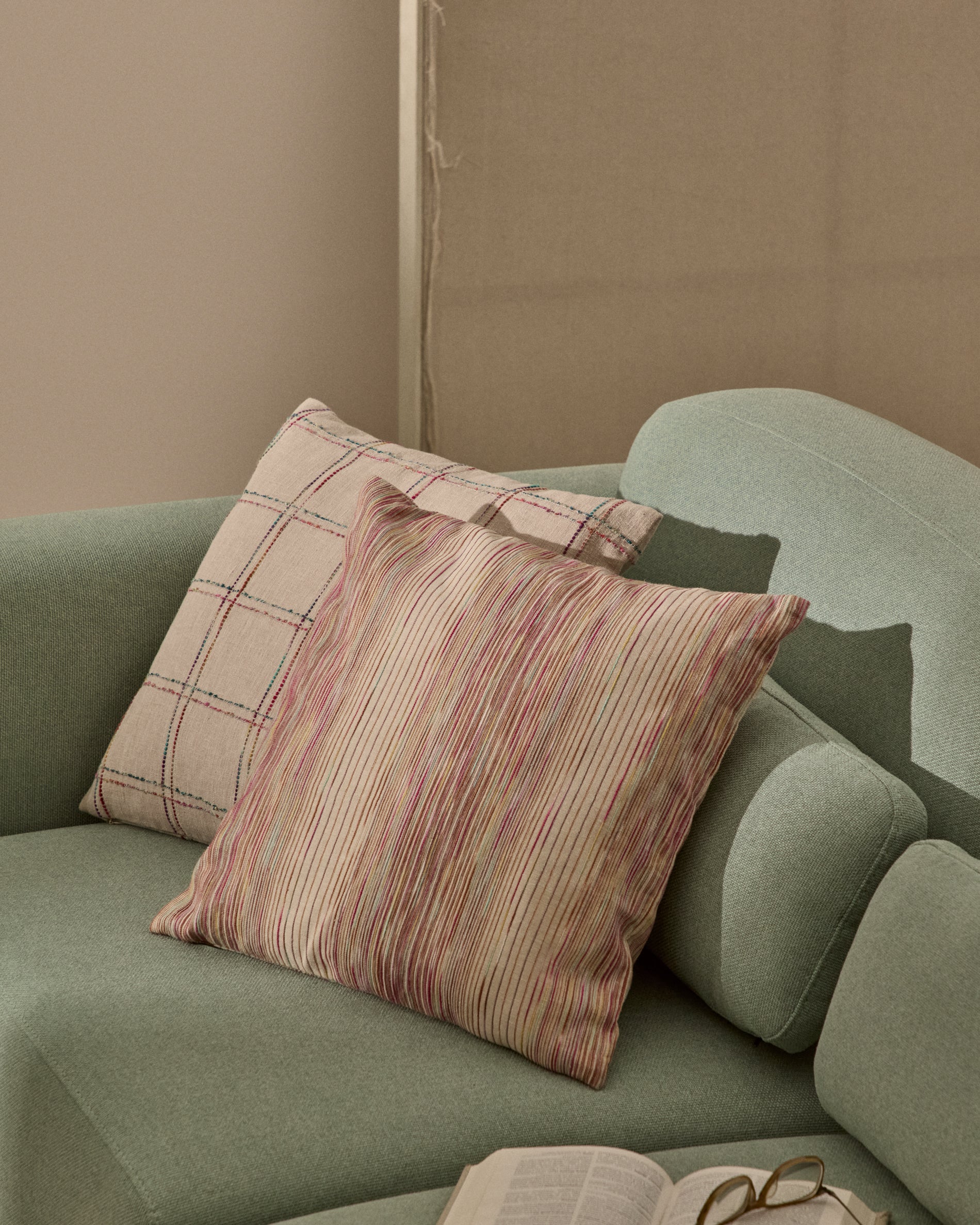 Merure multicoloured jacquard cushion cover 45 x 45cm - Lifestyle
