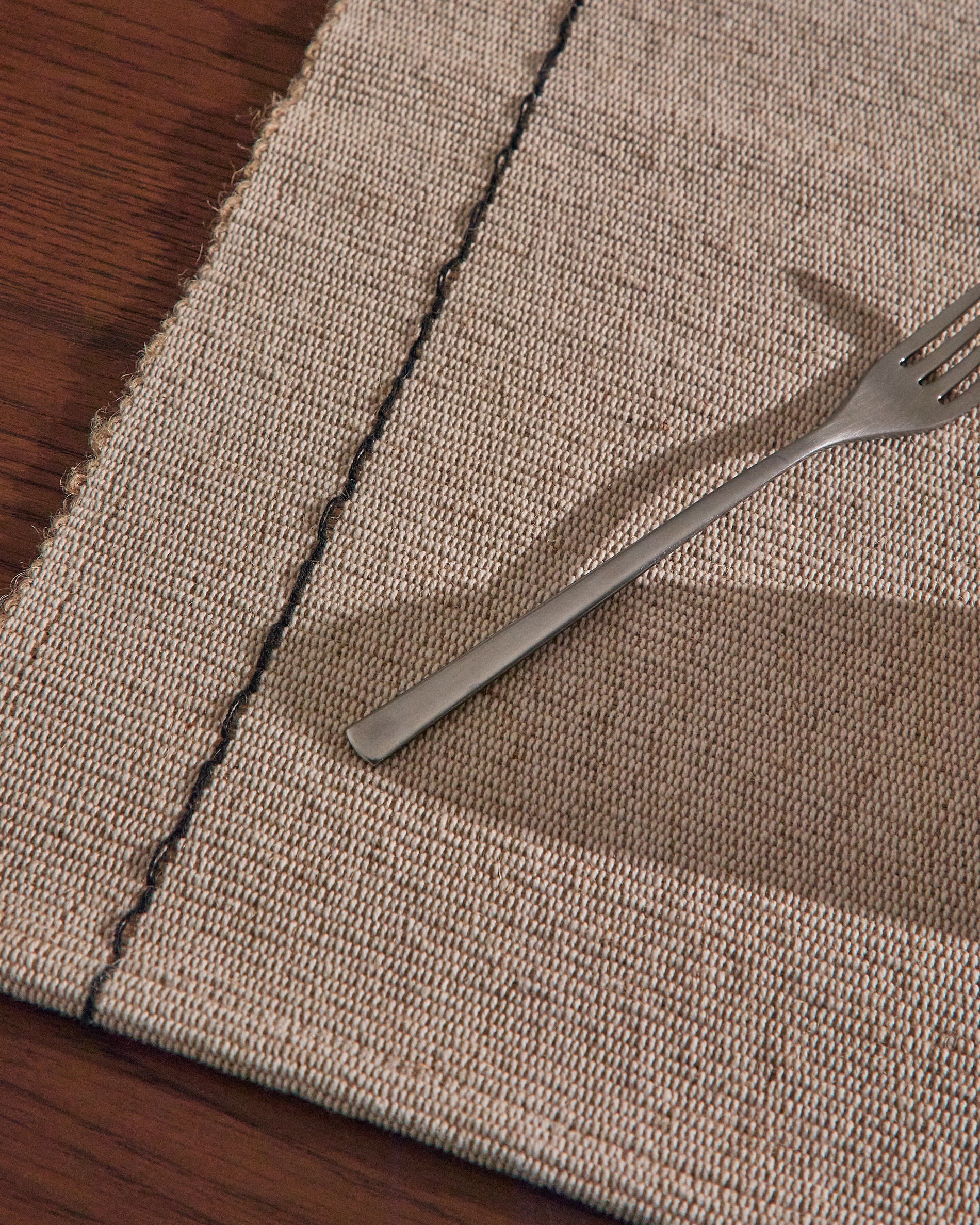 Lunel set of 2 jute placemats 50 x 35cm - Lifestyle