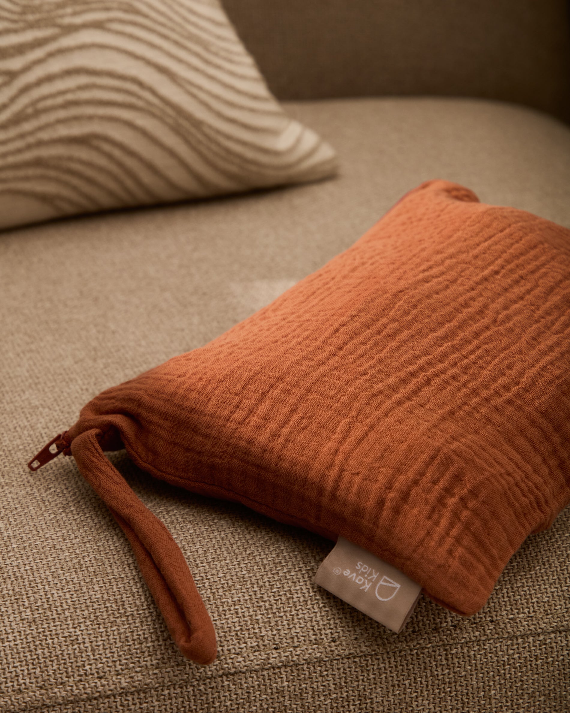 Olna toiletries bag in 100% terracotta cotton - Lifestyle