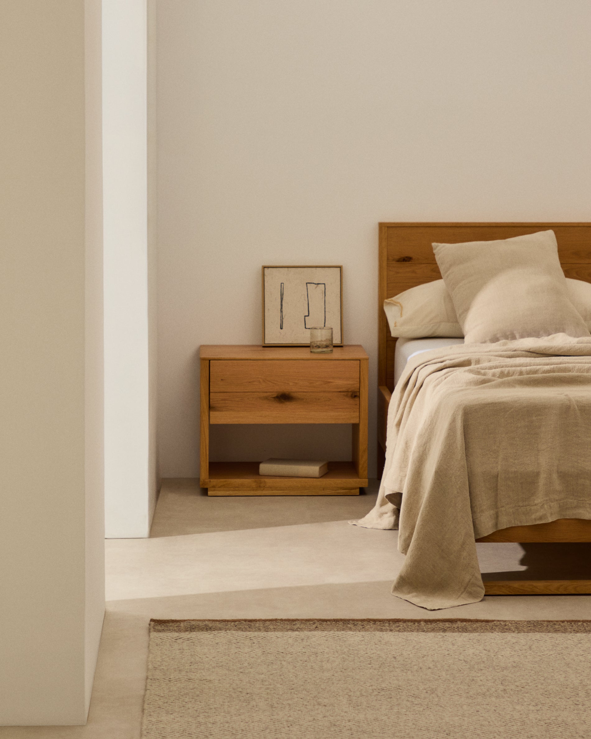 Tandi beige 100% linen bedspread for 90/135cm bed - Lifestyle