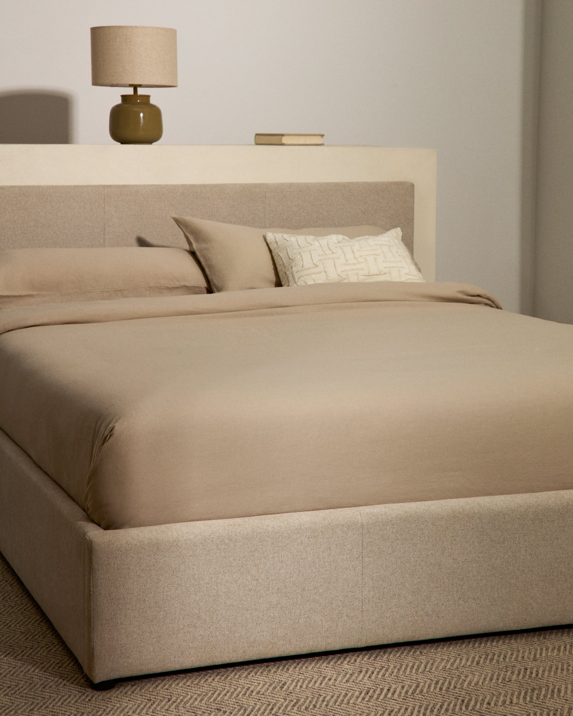 Nahiri beige chenille bed with storage base for 150 x 200cm mattress - Lifestyle