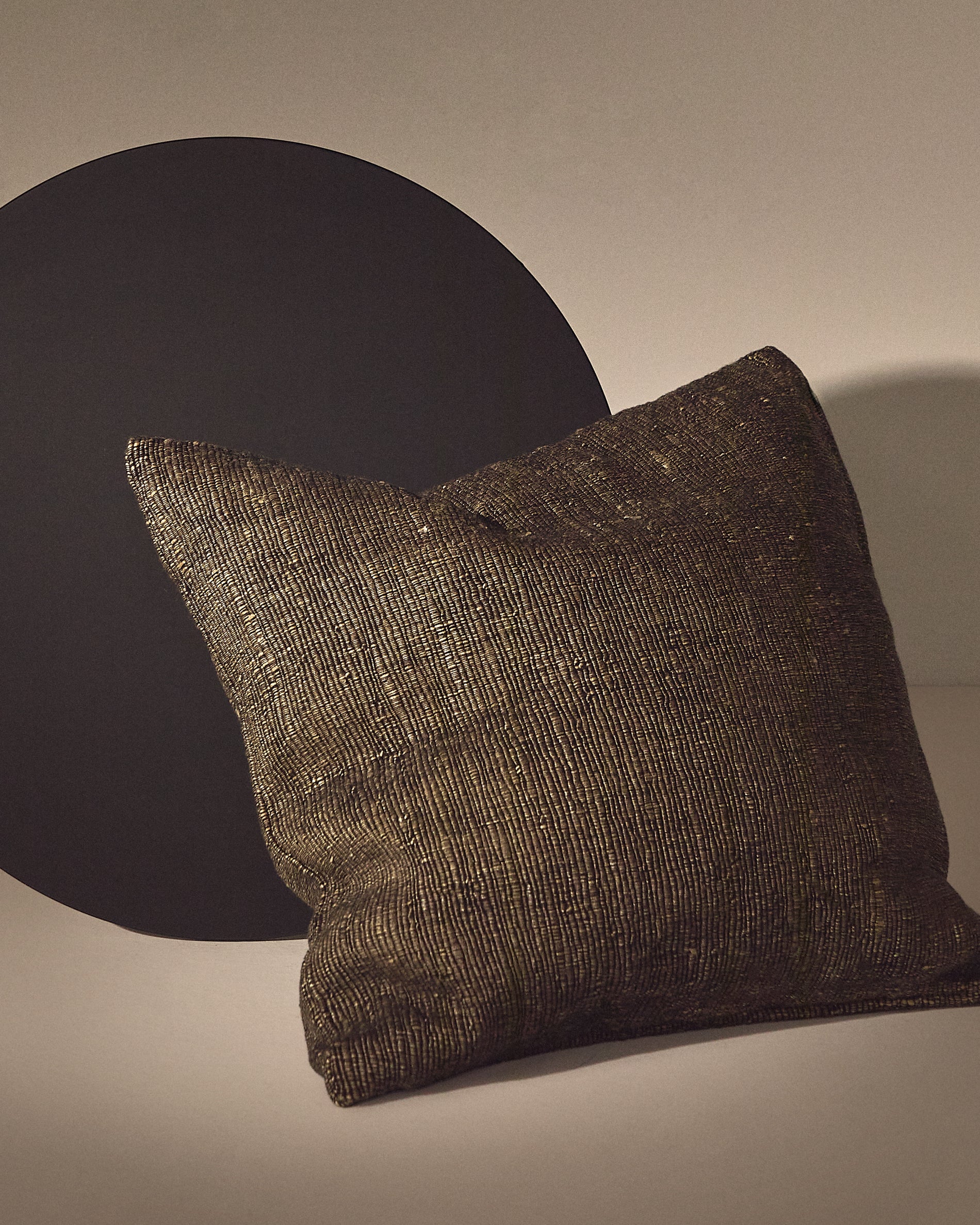 Machiel cushion cover in green viscose jacquard 50 x 50 cm - Lifestyle