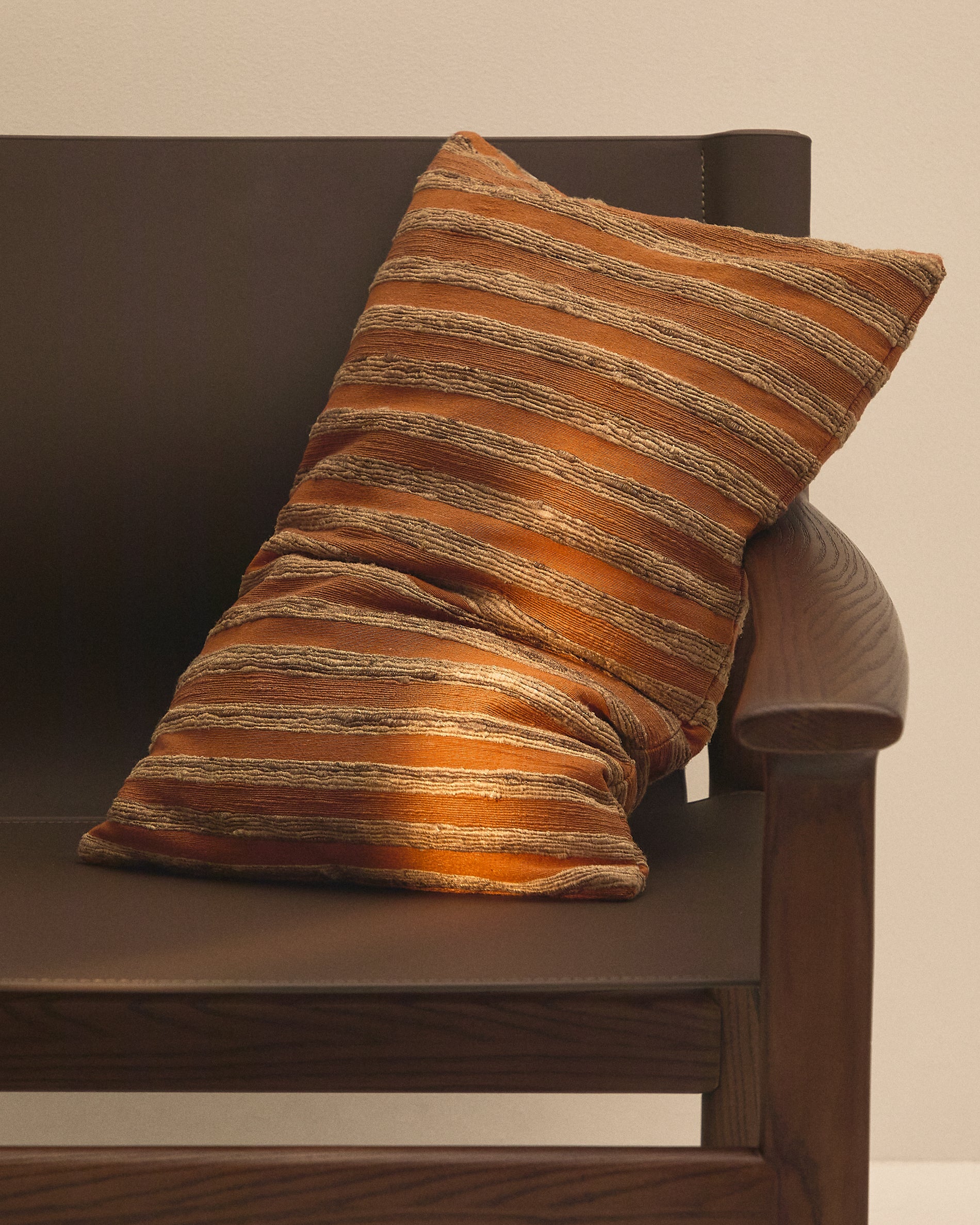 Dorevi orange striped silk blend jacquard cushion cover 40 x 60cm - Lifestyle