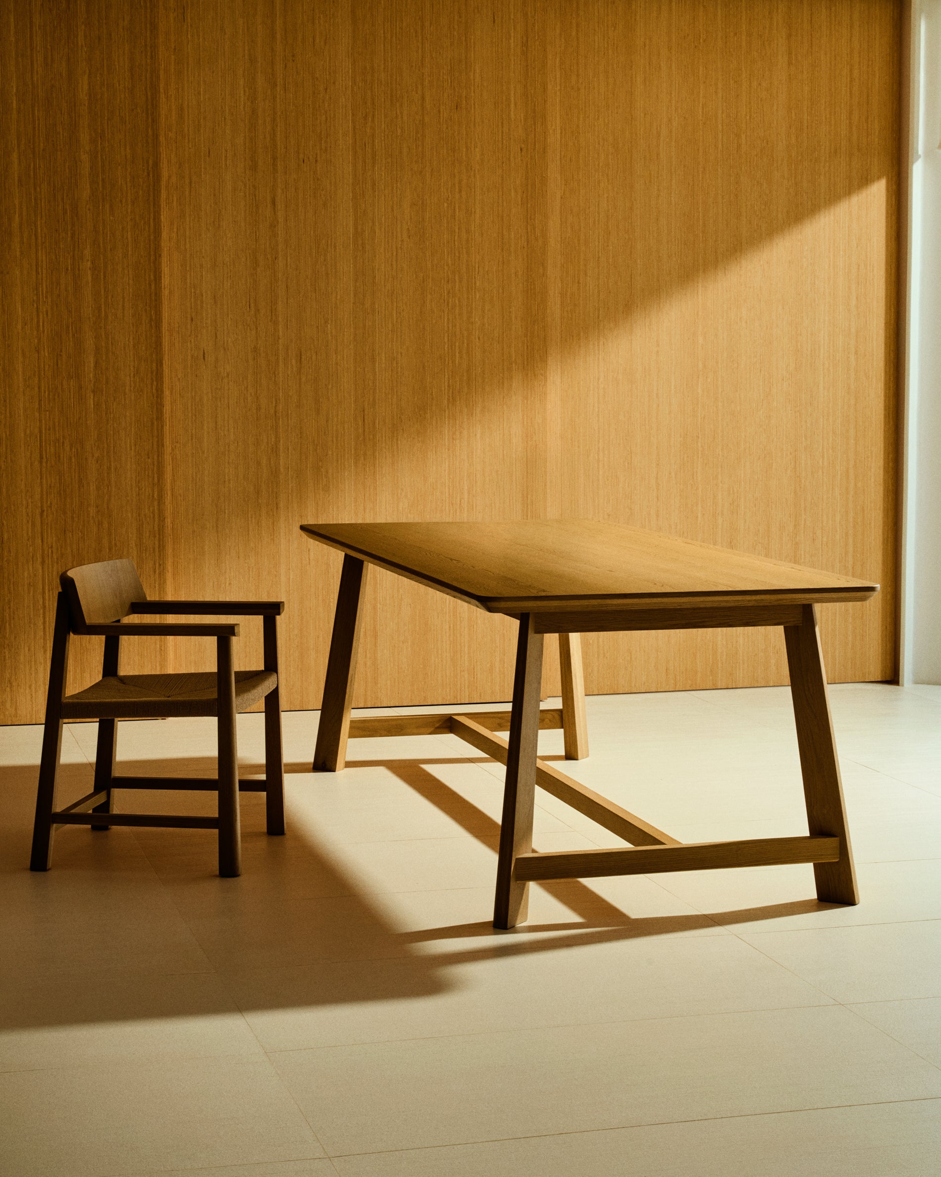 Idun table made of veneer and solid oak wood with natural tone finish FSC Mix Credit 220x100cm - Lifestyle
