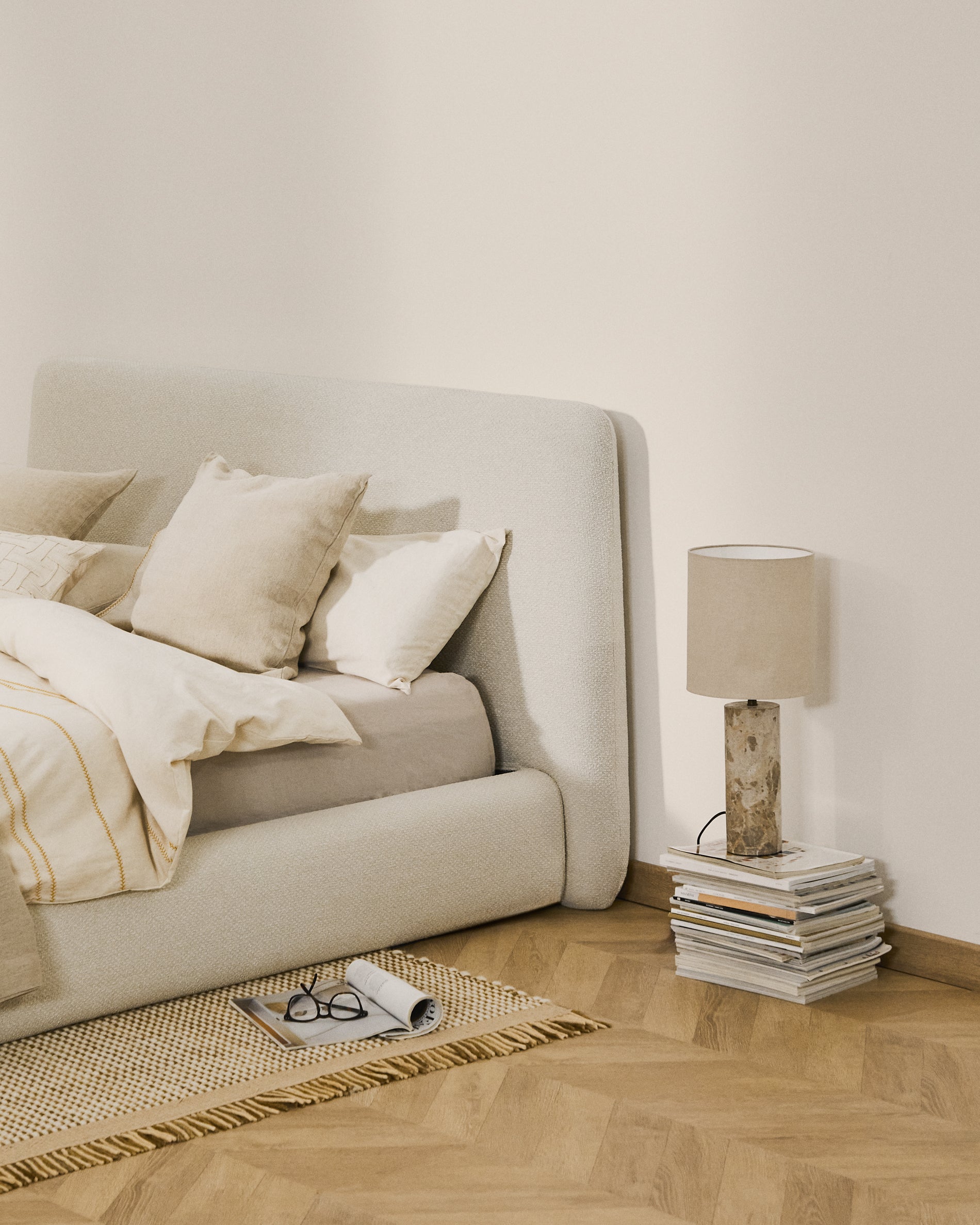 Martina bed cover in ecru chenille for mattress 160 x 200cm - Lifestyle