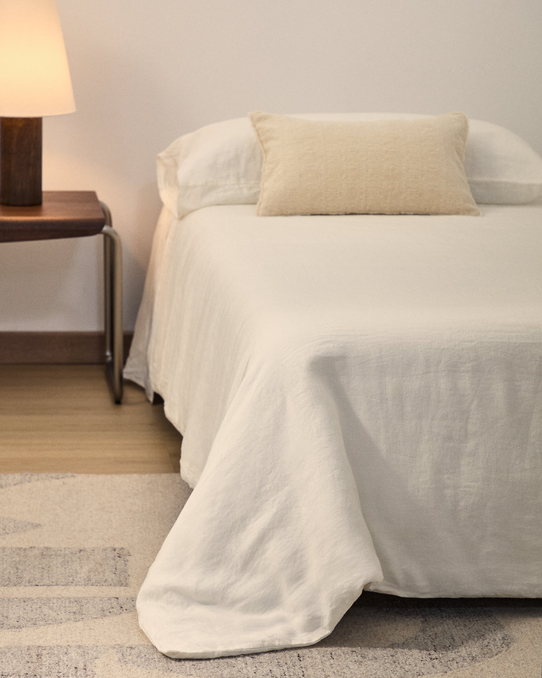 Simmel duvet cover and pillowcase set in ecru cotton and linen for 90cm bed - Lifestyle
