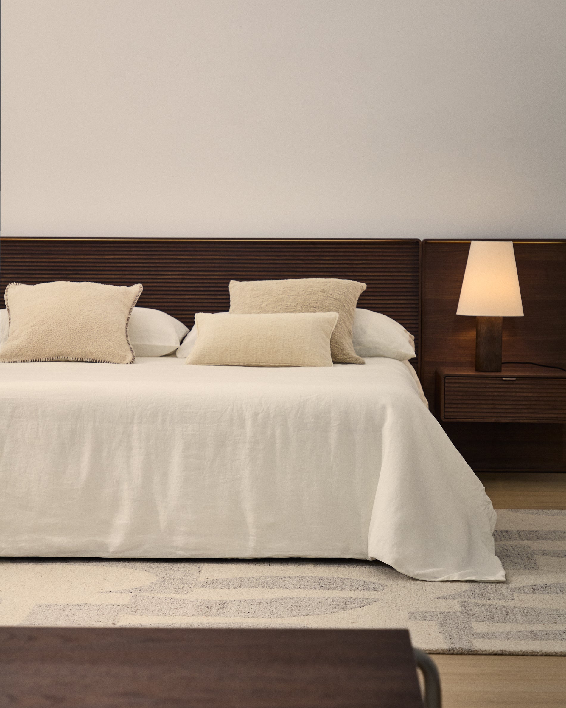 Simmel duvet cover and pillowcase set in ecru cotton and linen for 180cm bed - Lifestyle