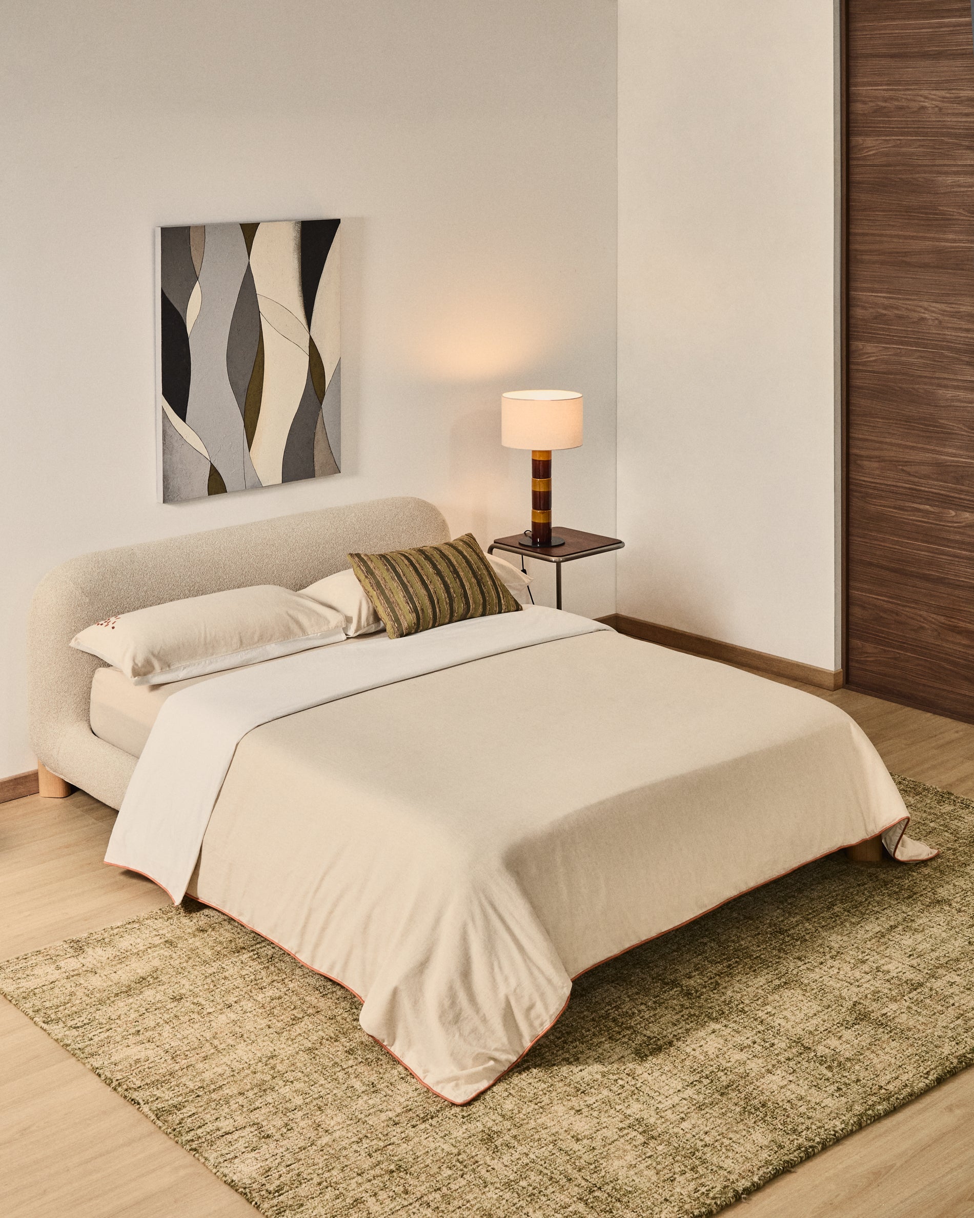 Virelda duvet cover and pillowcase set in beige cotton and linen with embroidered detail for 150cm bed - Lifestyle