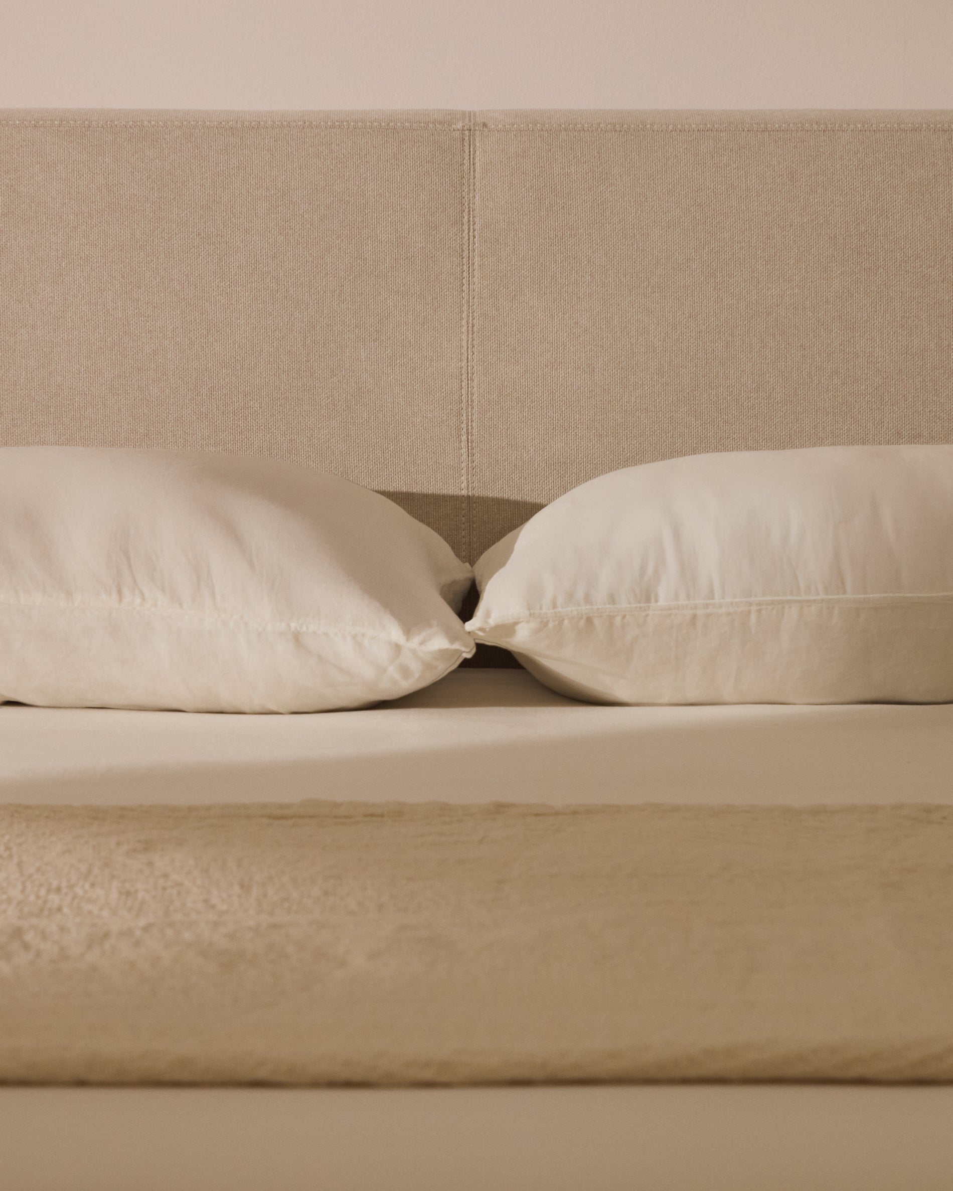 Blok ecru headboard with removable cover for bed up to 160cm - Lifestyle