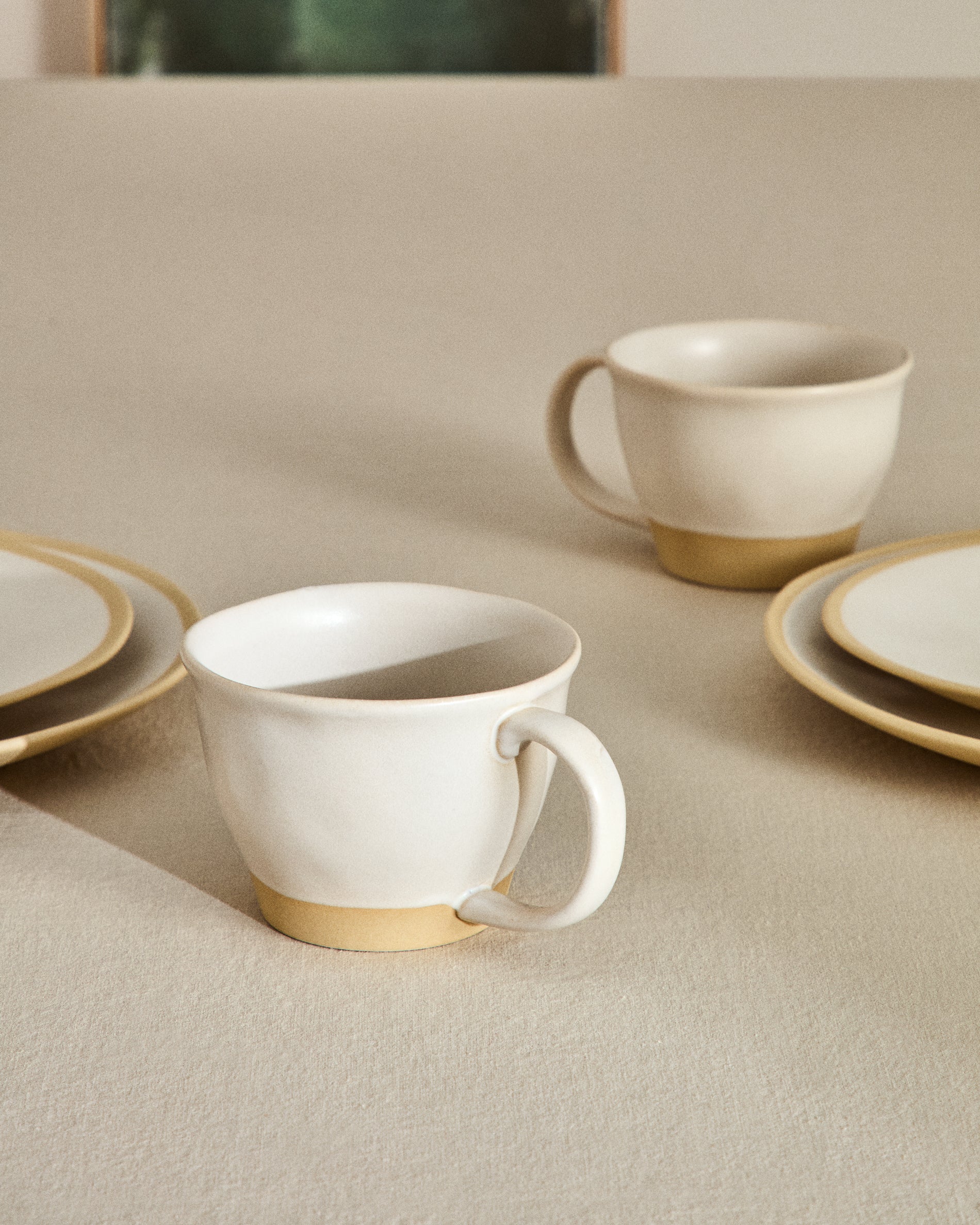 Beige Azir large ceramic mug - Lifestyle