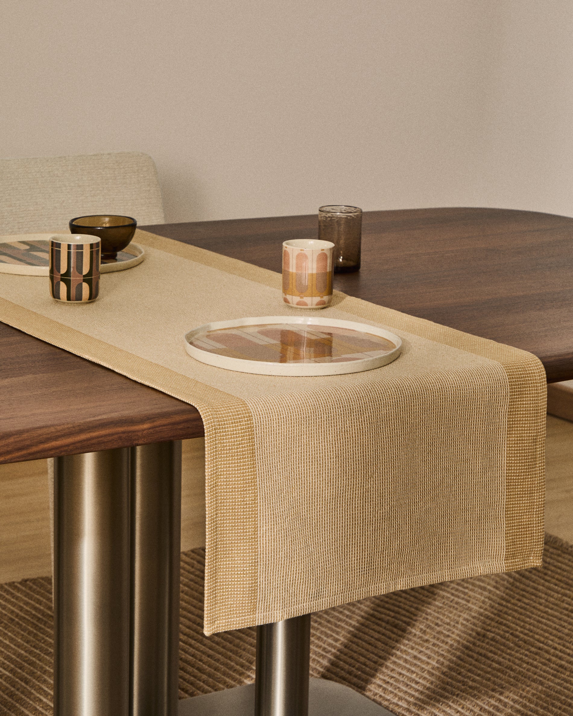Briven beige 100% cotton table runner 50 x 150cm - Lifestyle