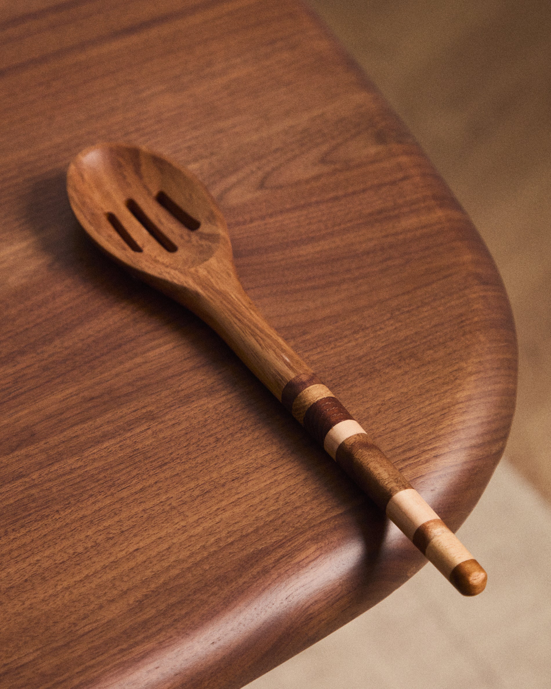 Nover kitchen utensil in acacia wood FSC 100% - Lifestyle