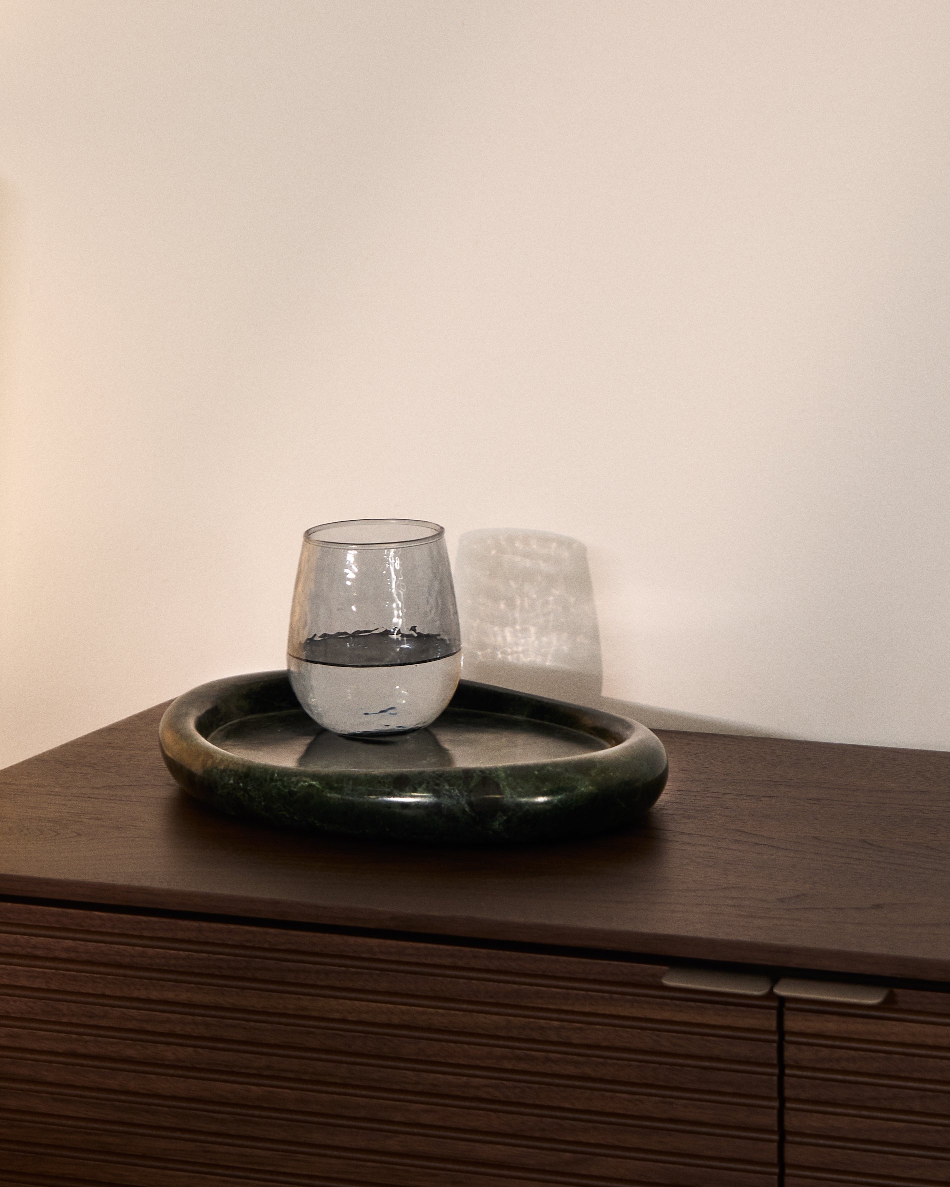 Lenorel tray in green marble 43 x 28 cm - Lifestyle