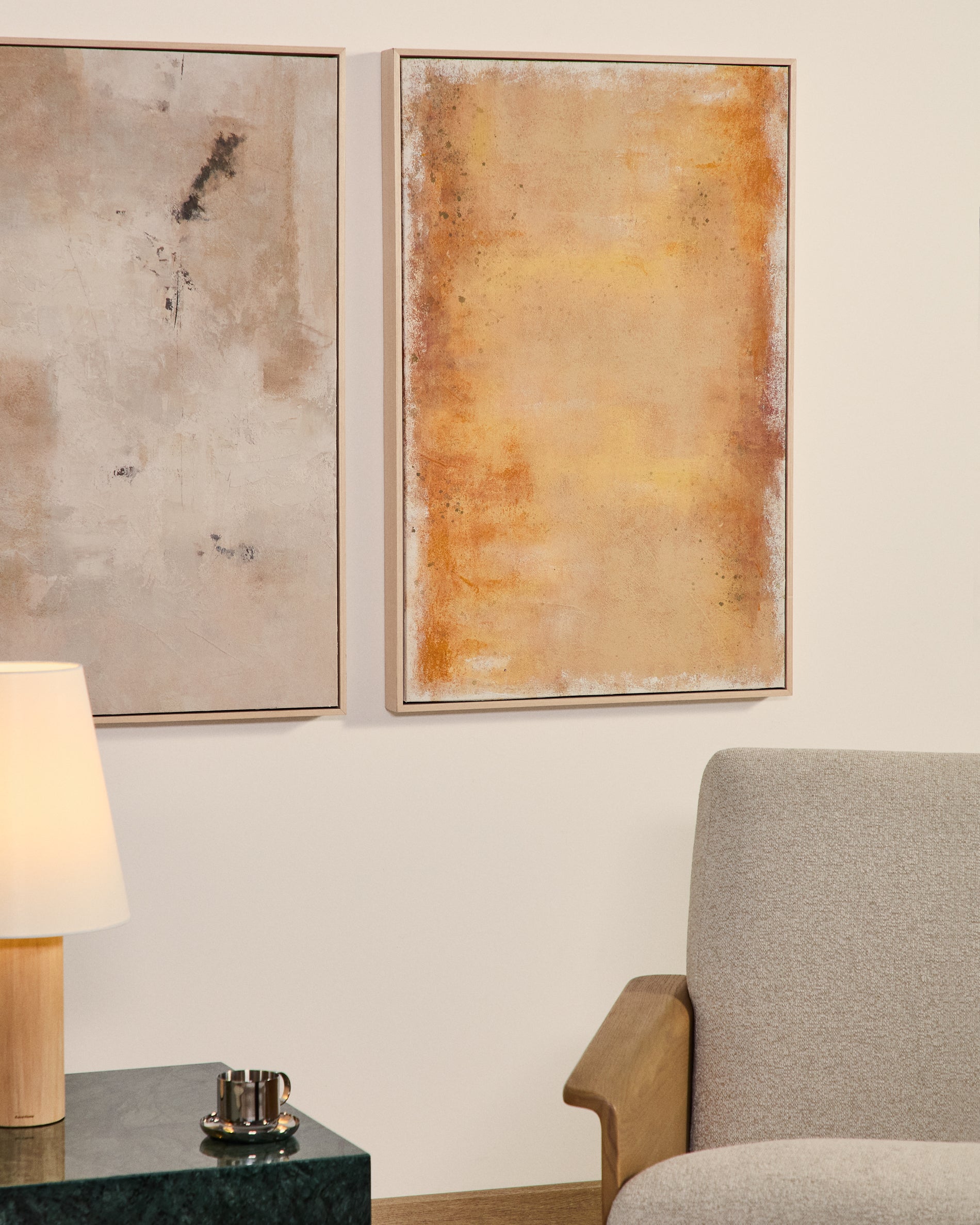 Selnar yellow abstract picture 60 x 90cm - Lifestyle