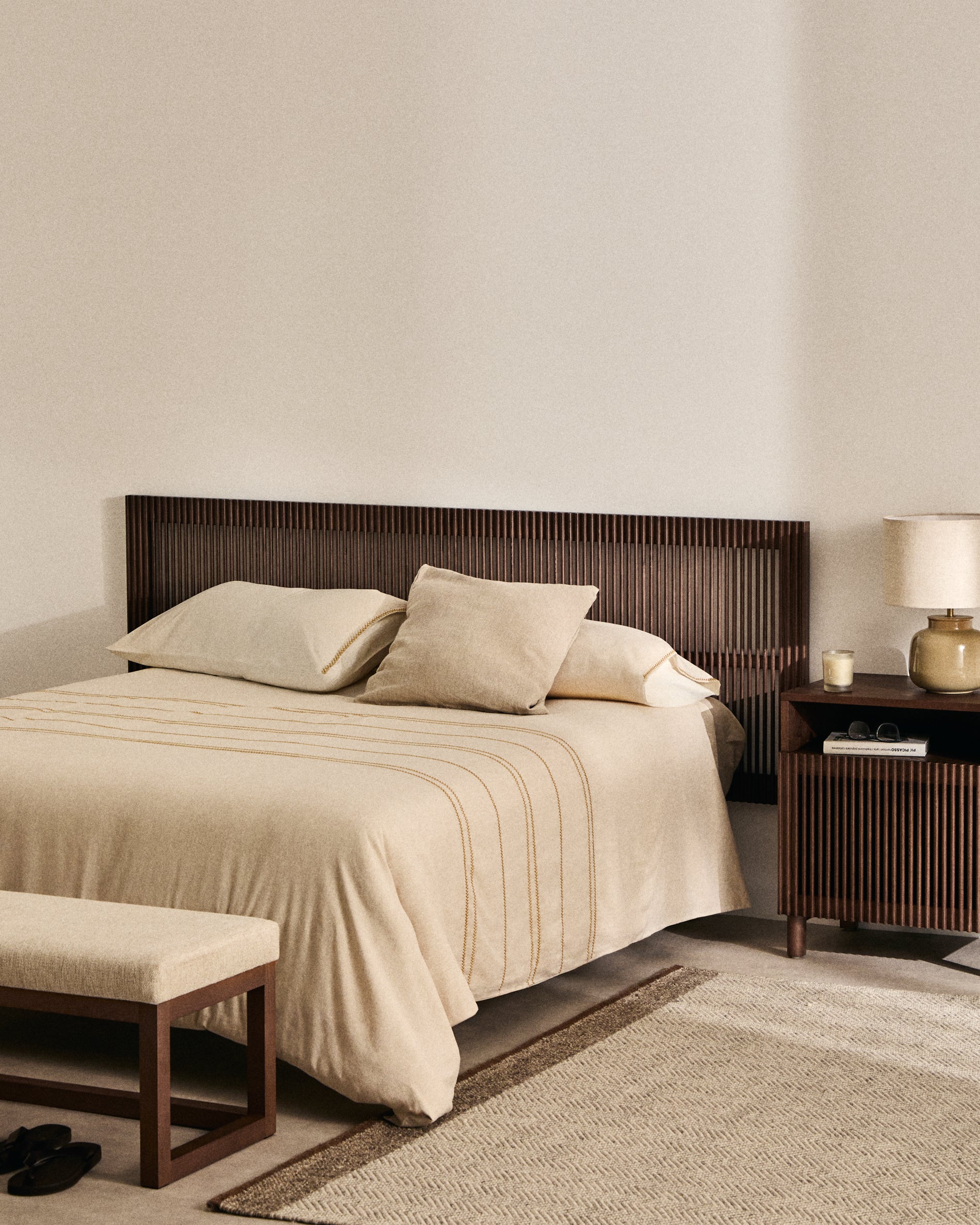 Beyla solid ash wood headboard with walnut finish for 180cm bed FSC 100% - Lifestyle