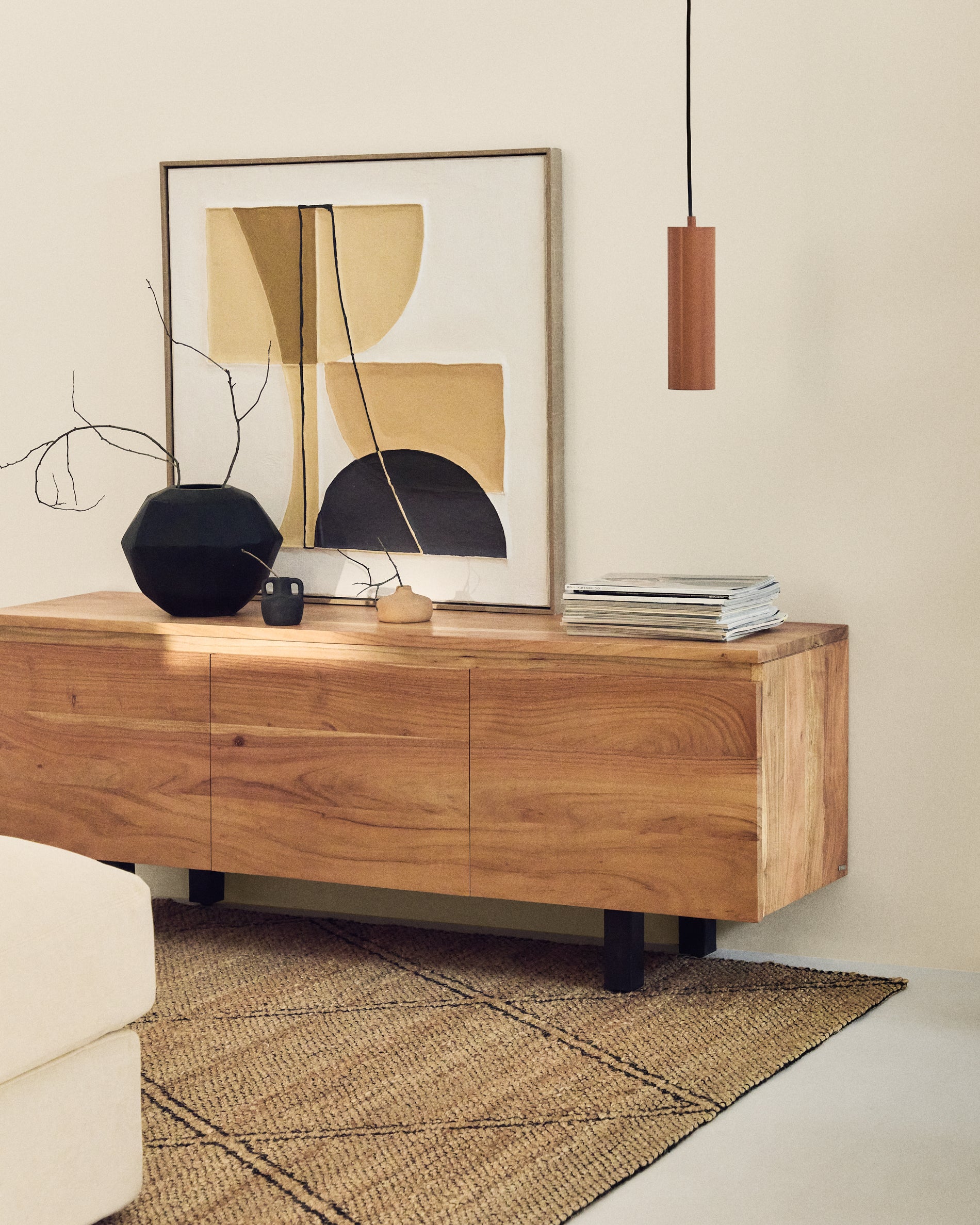 Uxue 3-door TV stand in solid acacia wood with bleached finish 150 x 58cm - Lifestyle