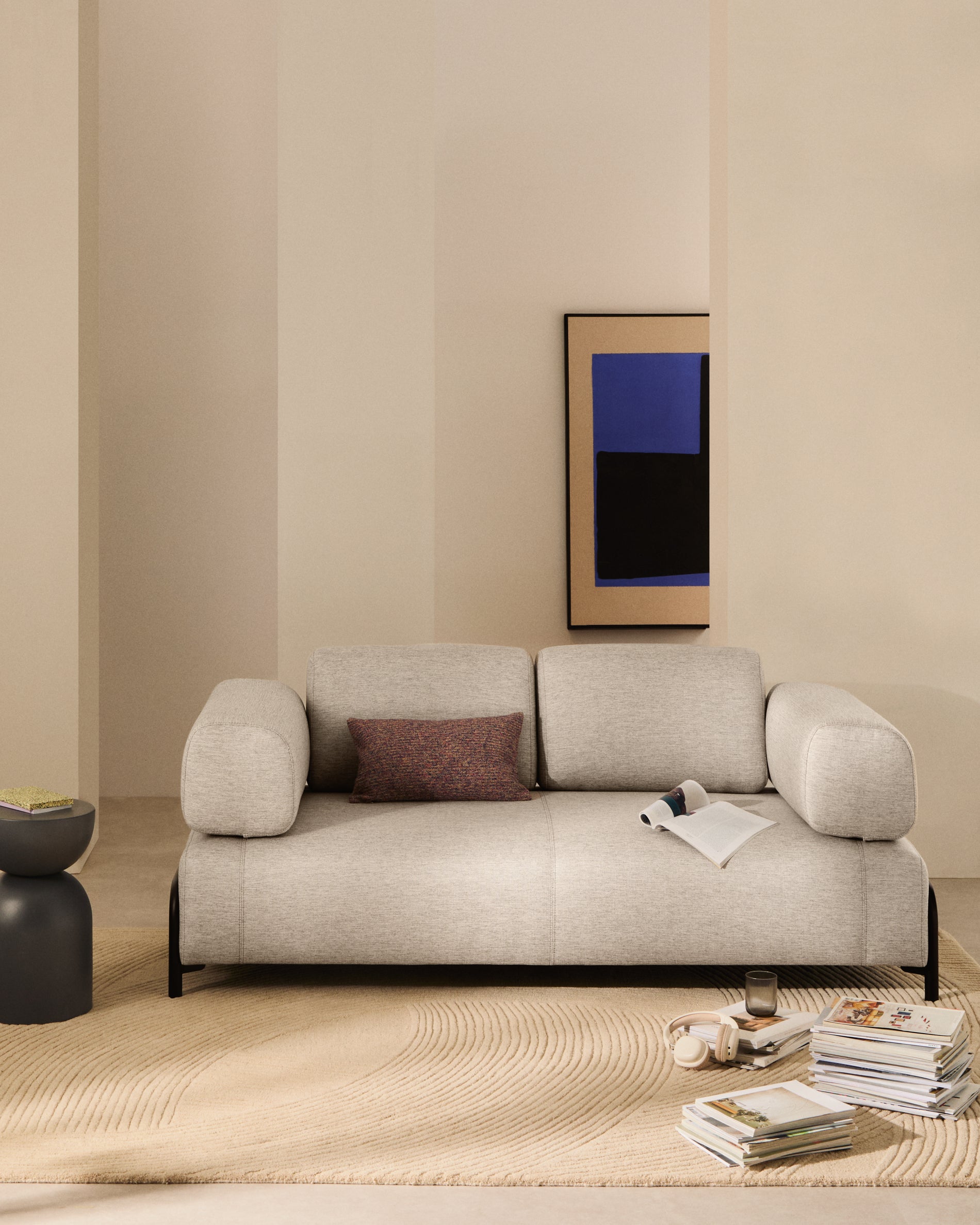 Compo 2-seater greige sofa with black metal frame 200 cm FSC Mix Credit - Lifestyle