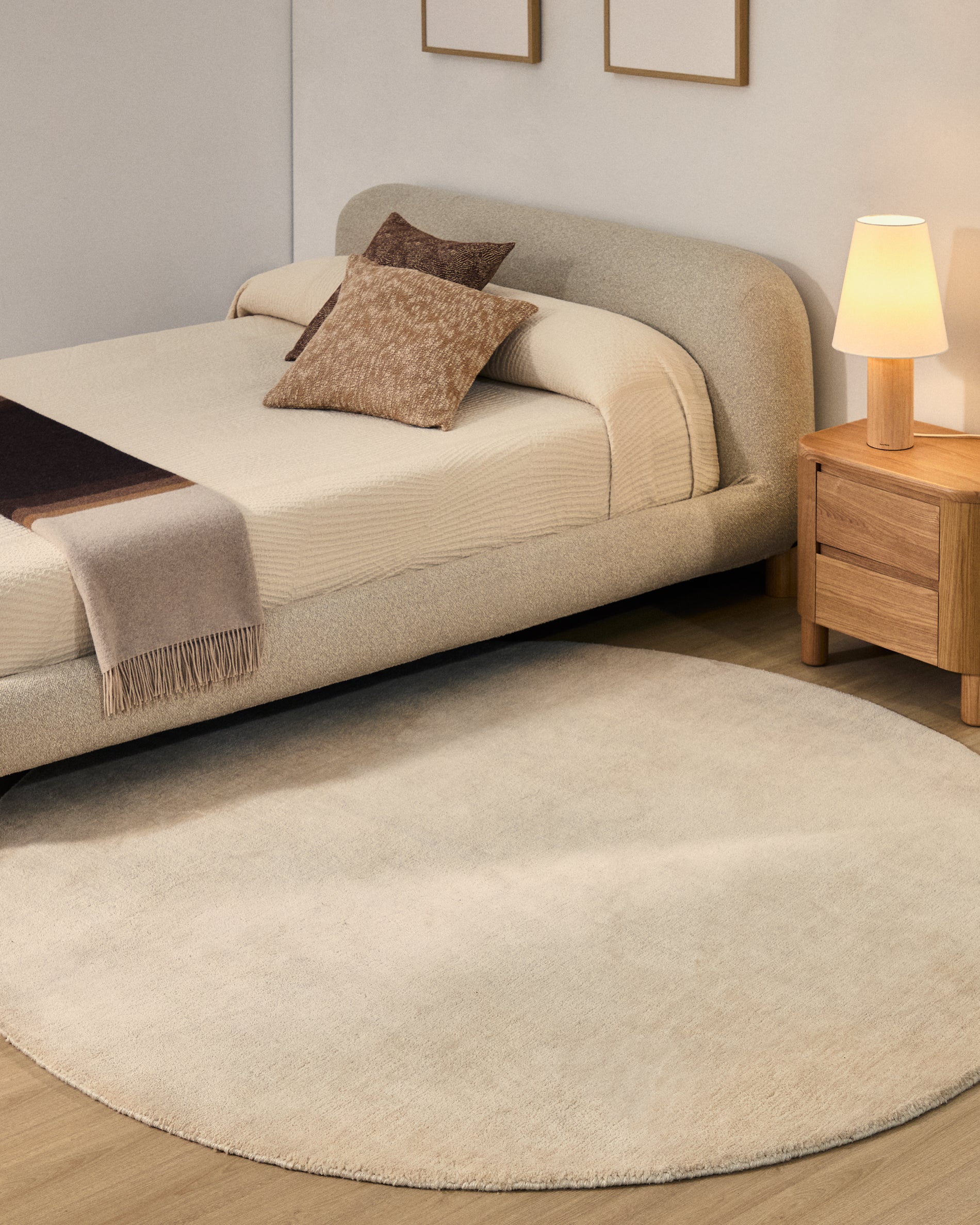 Empuries white round rug Ø200cm - Lifestyle