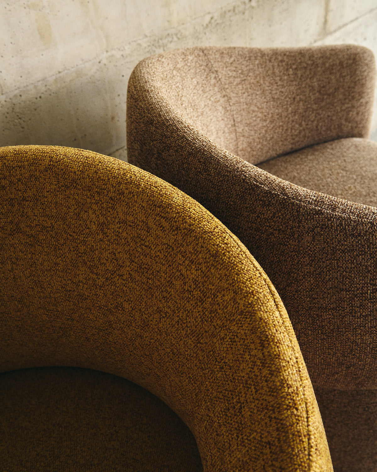 Bosca chair in ochre chenille and oak veneer FSC 100% - Lifestyle