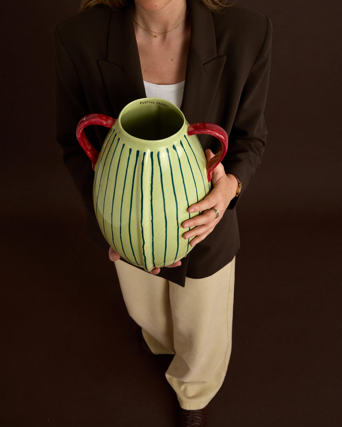 Justine Franco green and red ceramic vase 36 cm - Lifestyle