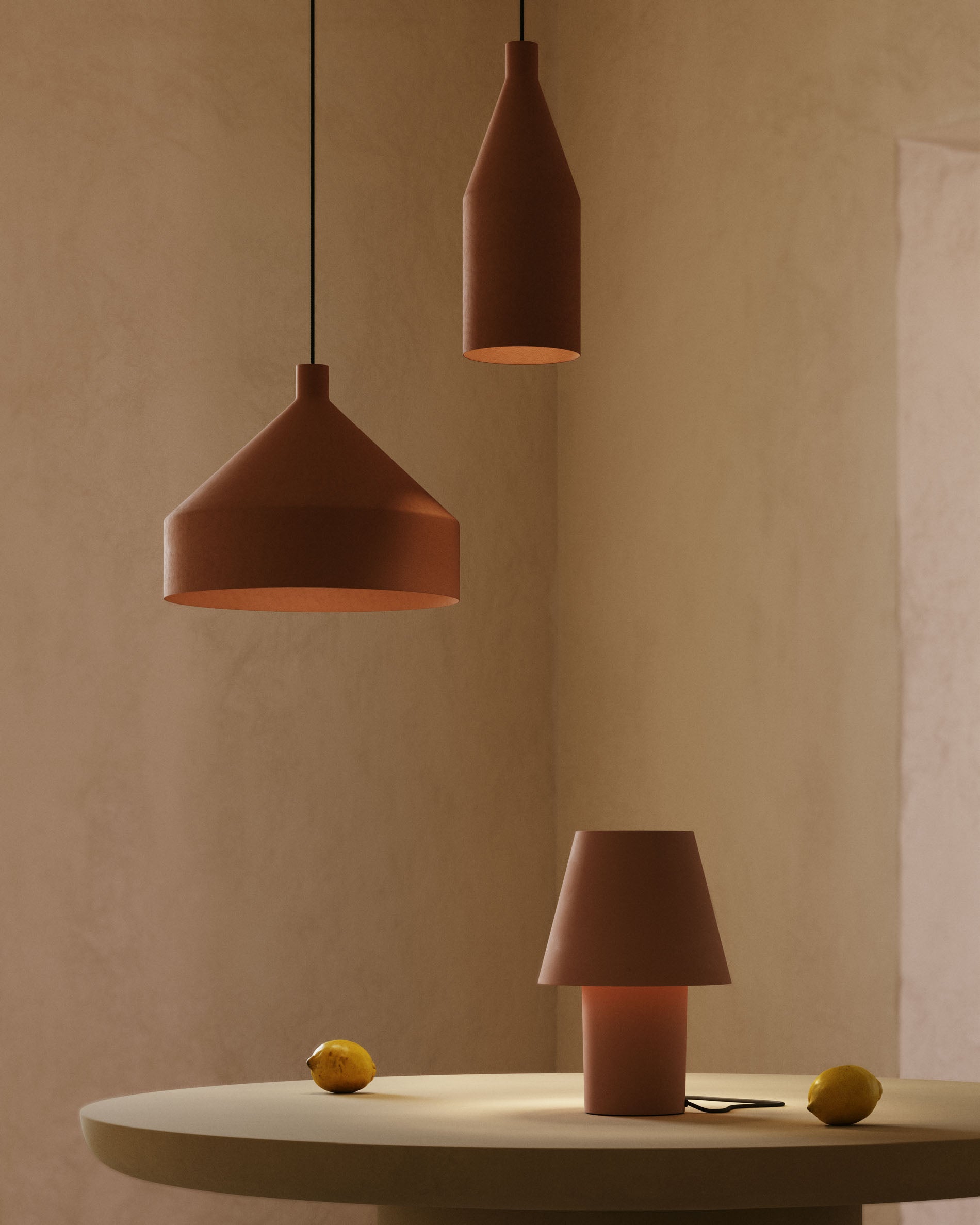 Canapost table lamp in metal with a terracotta painted finish - Lifestyle