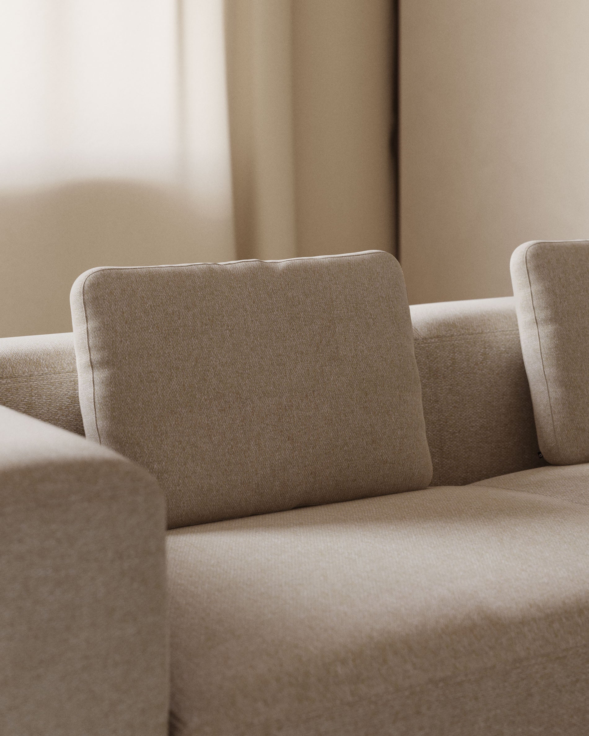 Blok beige chenille cushion 40 x 60cm - Lifestyle