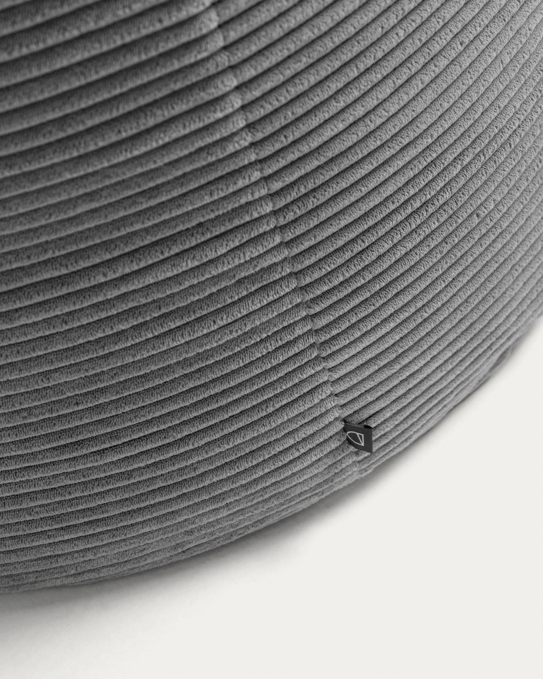 Wilma pouffe in grey wide seam corduroy, Ø 80 cm - Detail