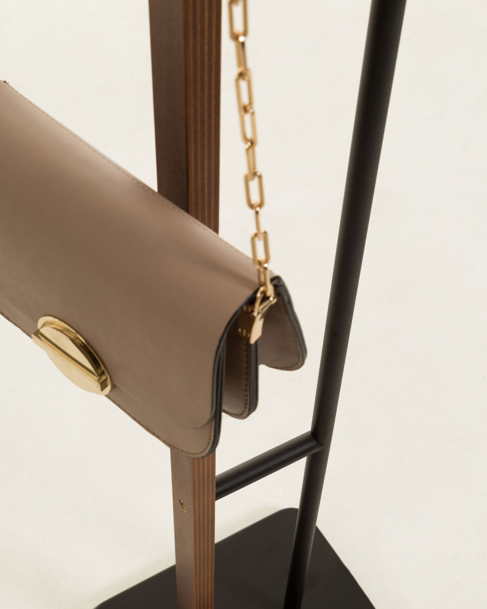 Magali coat rack 172 cm - Detail