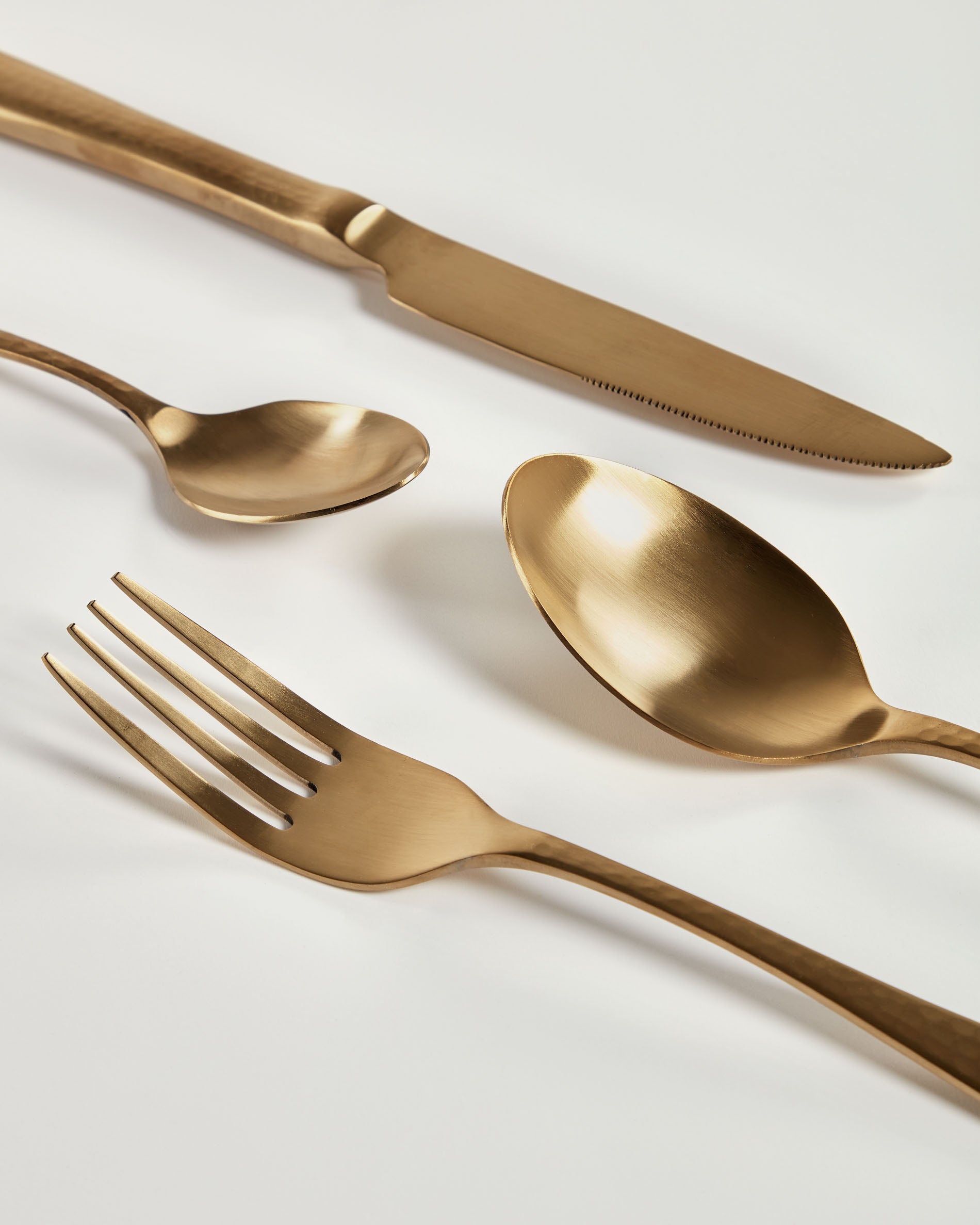 Yarine set of 16 gold cutlery - Detail