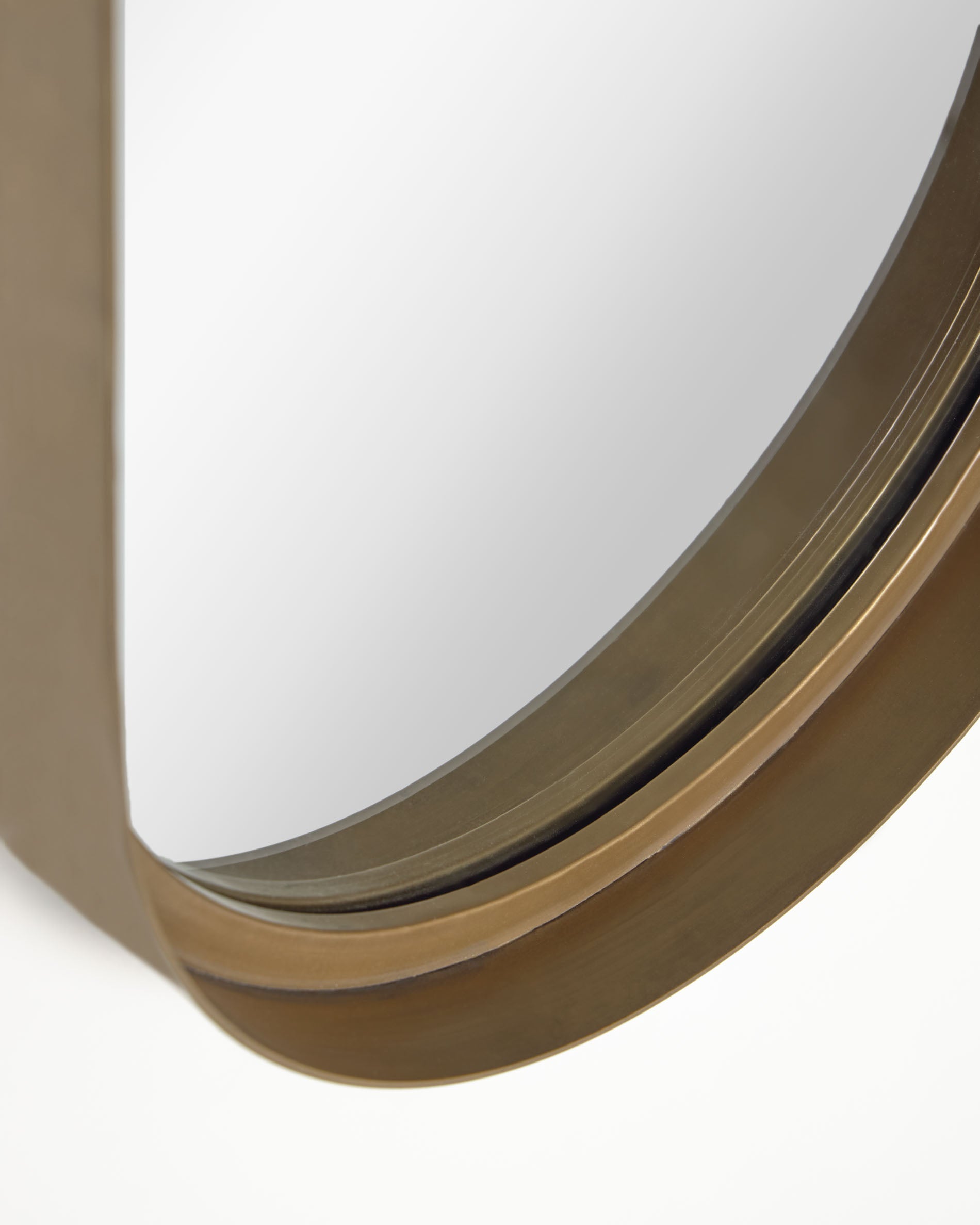 Tiare gold metal wall mirror 31 x 101 cm - Detail