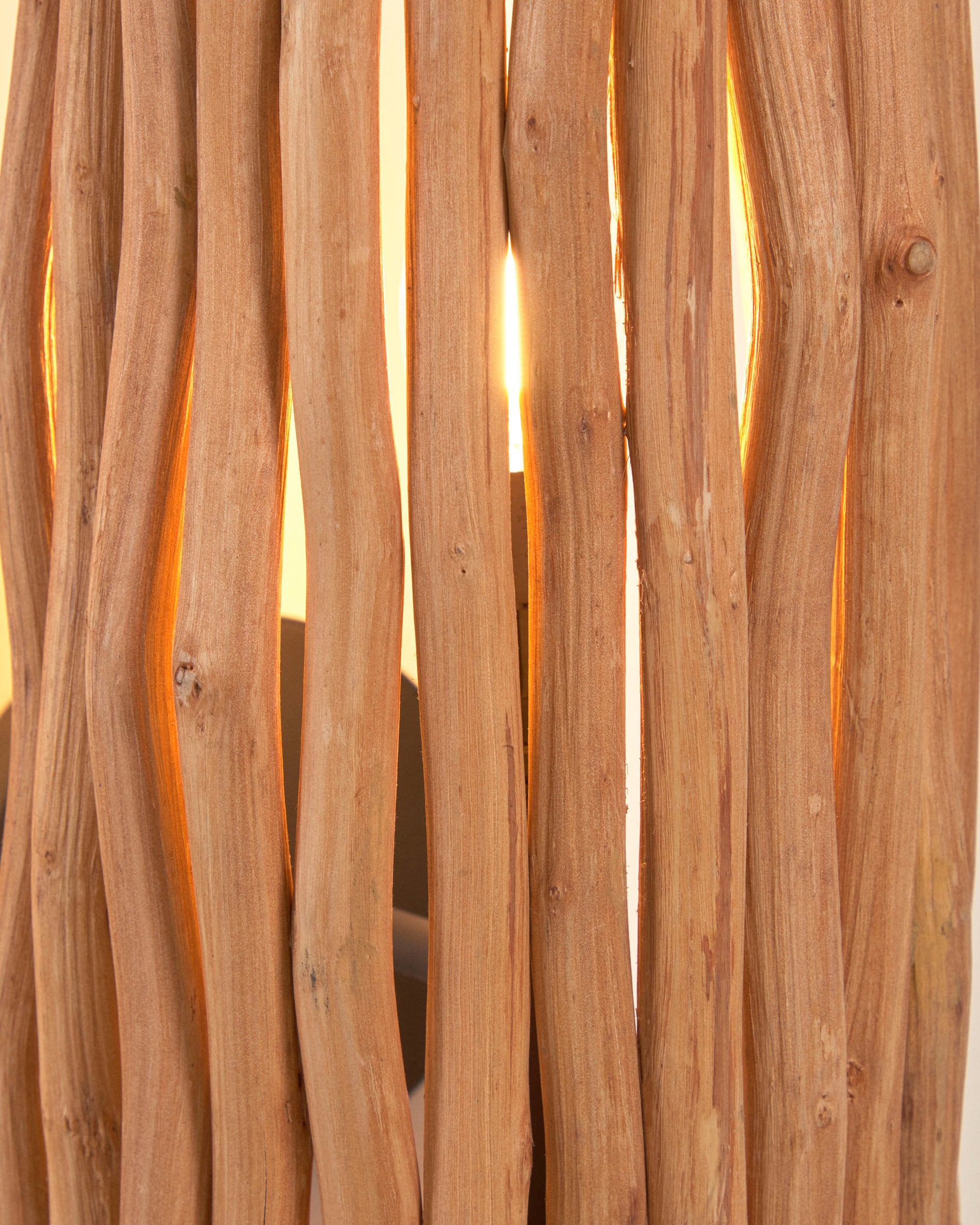Crescencia wall lamp in a natural, aged wood design