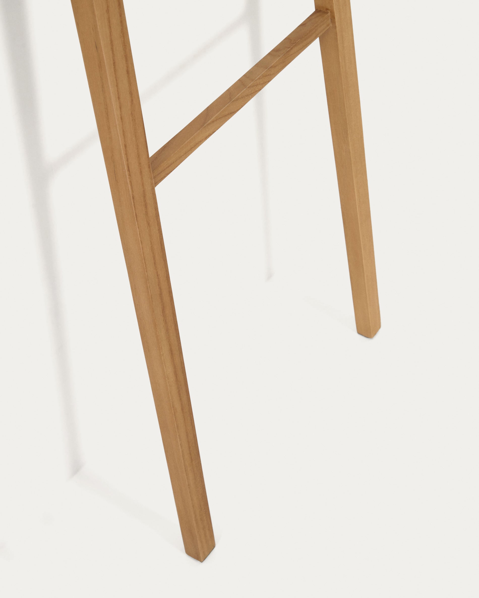 Uliana solid teak towel rail with natural finish 50 x 160 cm - Detail
