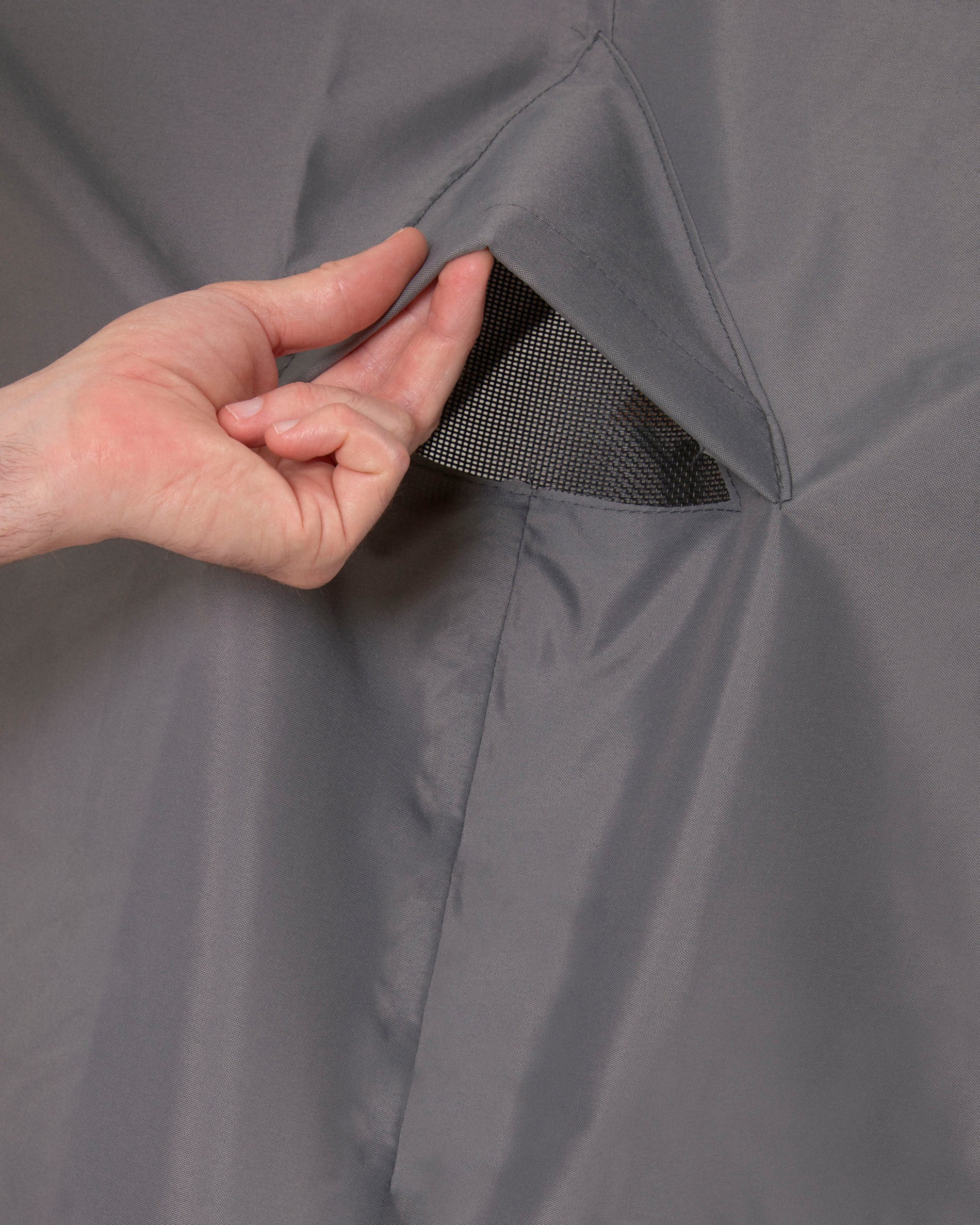 Iria protective cover for round outdoor tables max. 130 x 130 cm - Detail