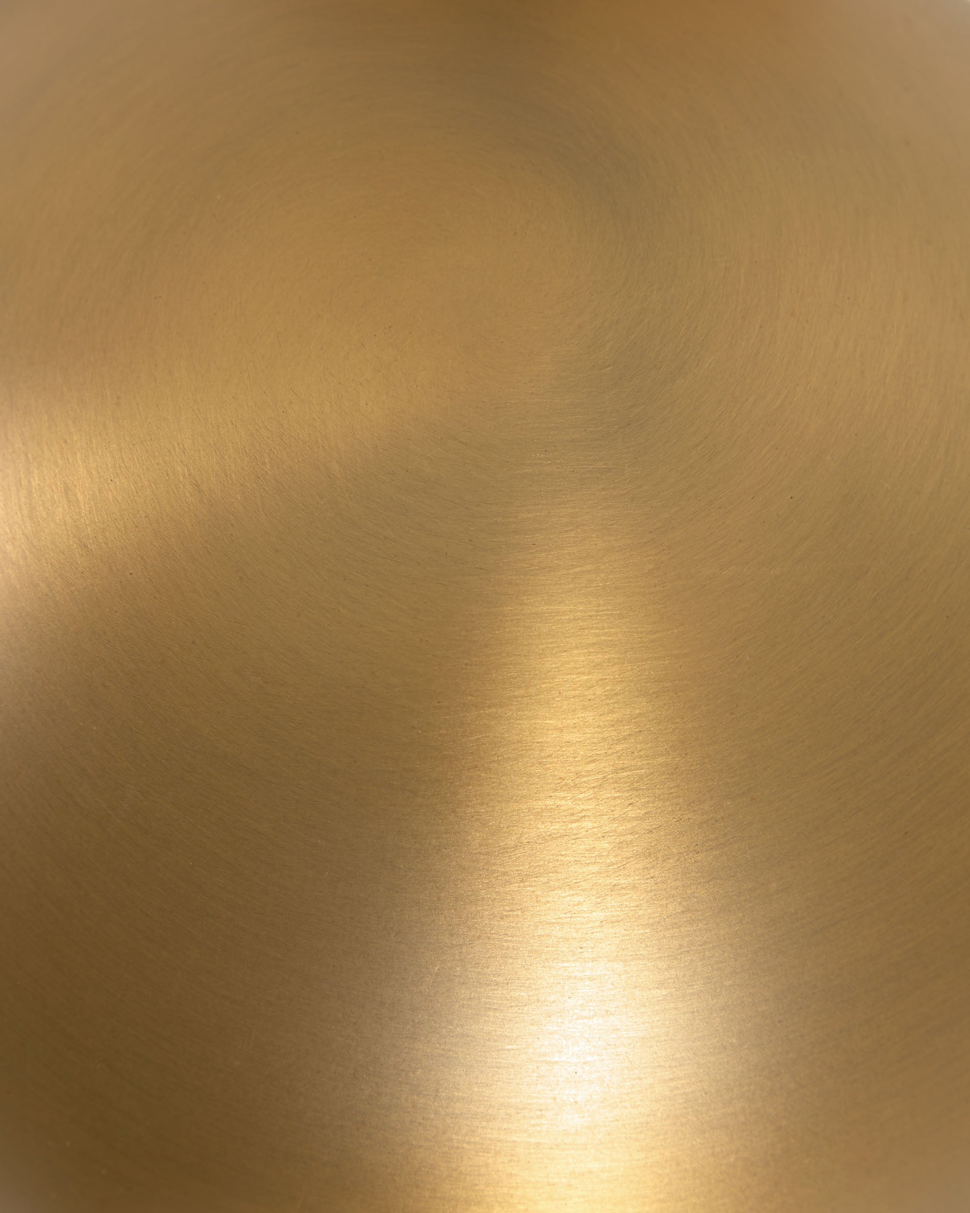 Lonela wall lamp in metal with brass finish - Detail
