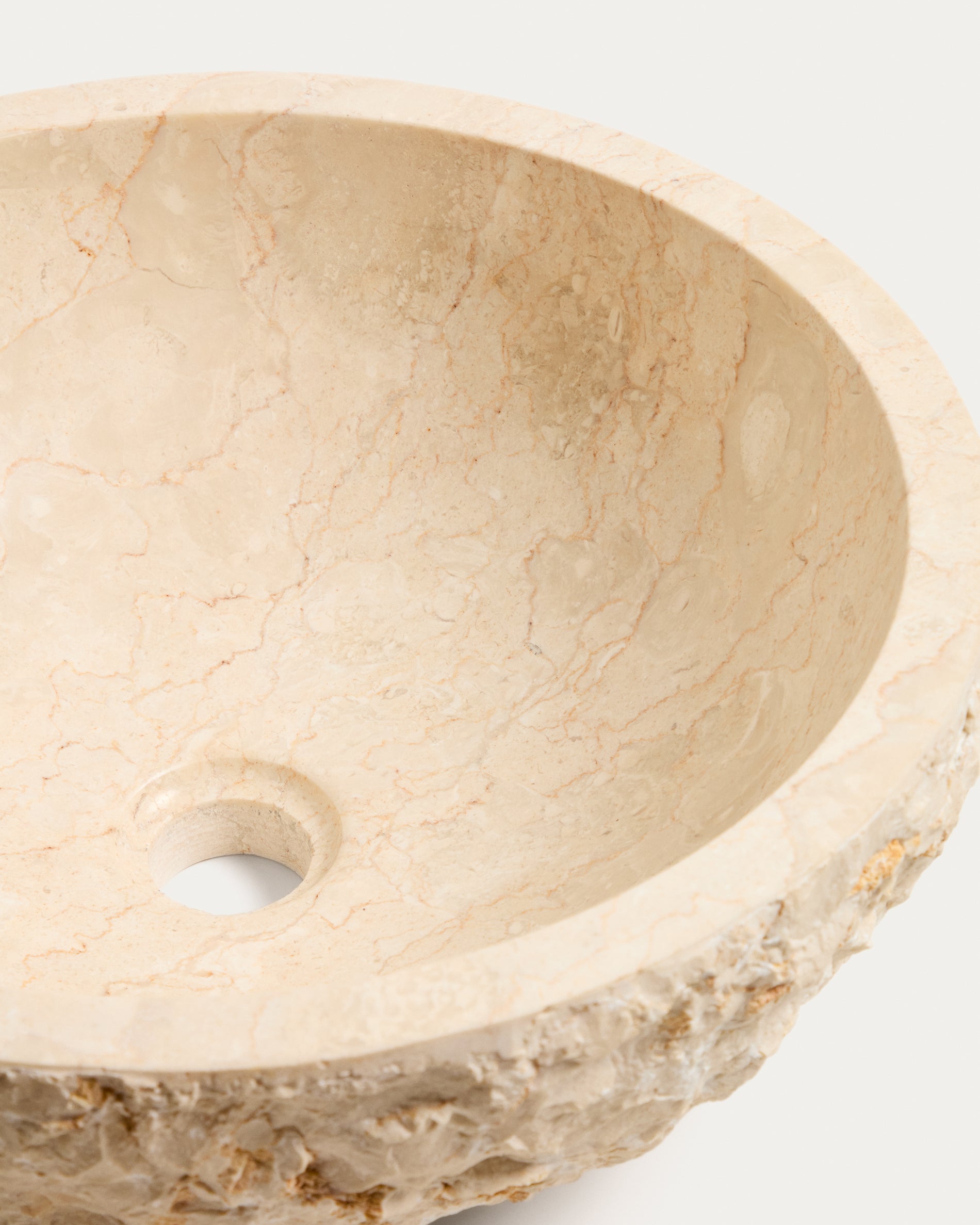 Orvane beige marble countertop washbasin Ø 40cm - Detail