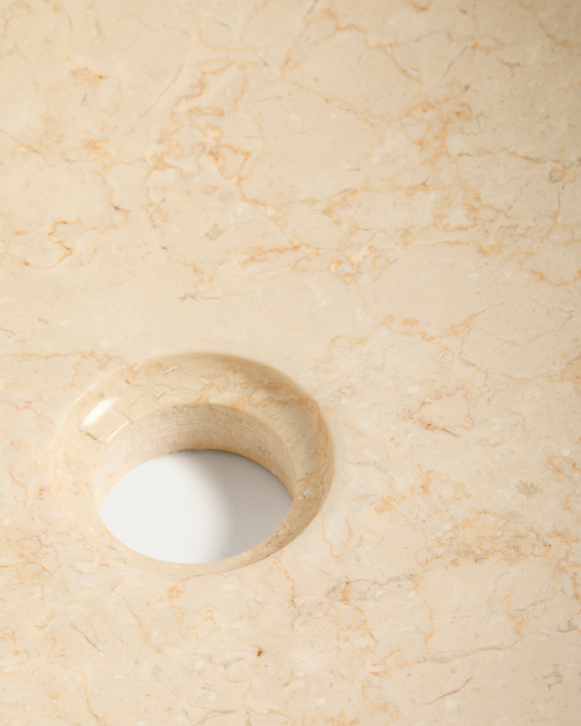 Darnen beige marble countertop washbasin Ø 40cm - Detail
